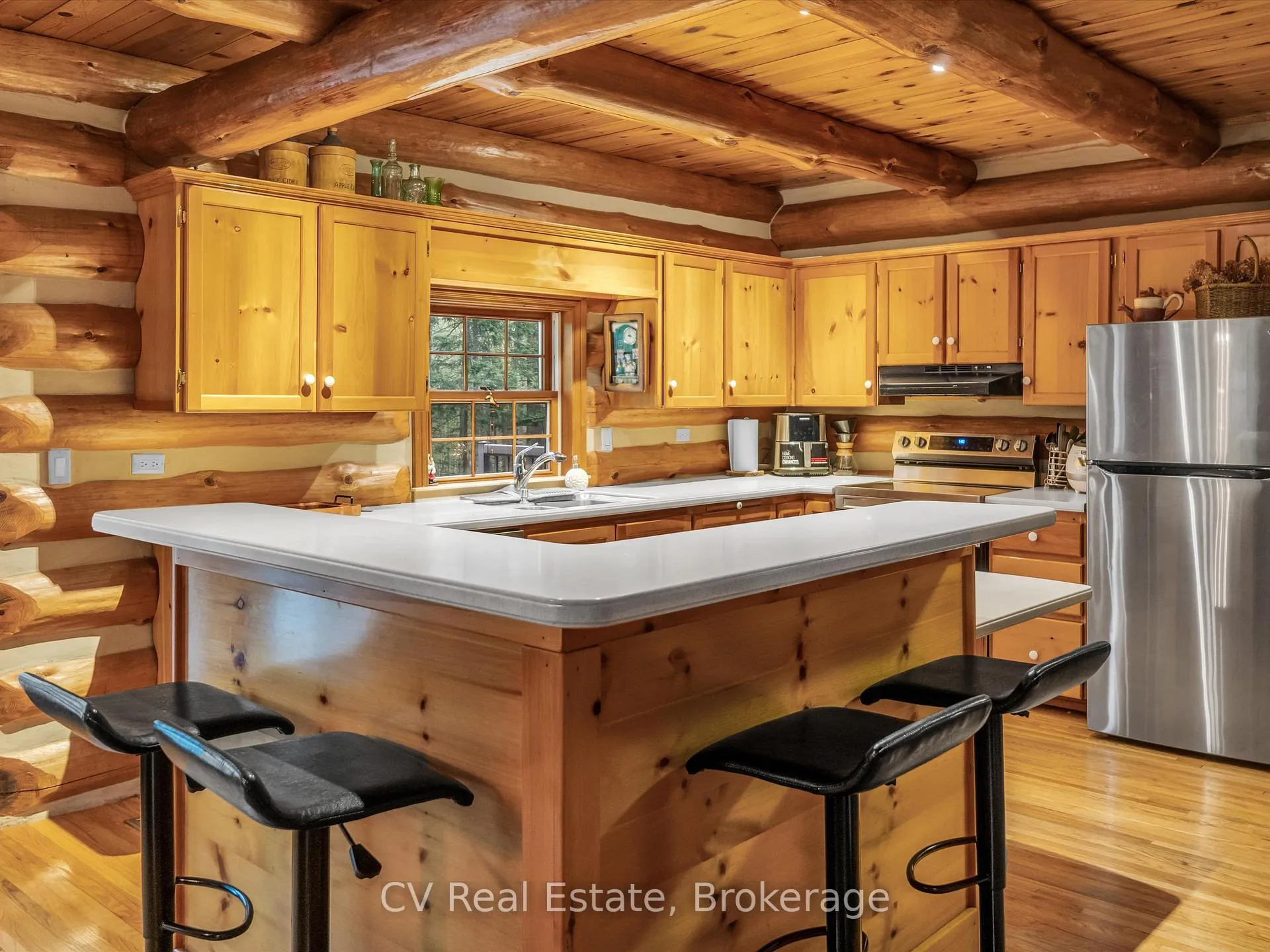 Photo 24 of 1040 Amelia Crescent, Gravenhurst, Morrison — HOMEH