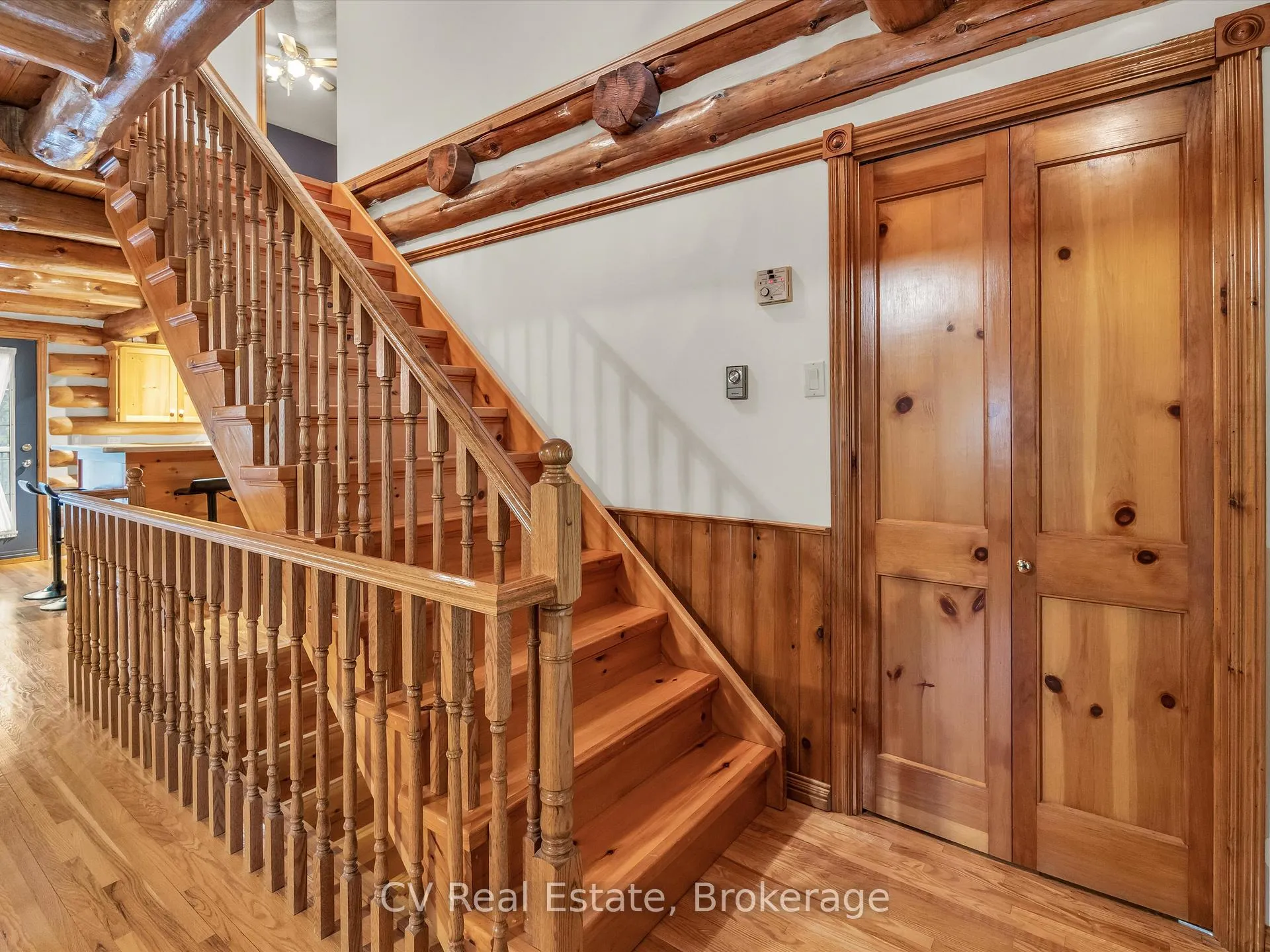 Photo 35 of 1040 Amelia Crescent, Gravenhurst, Morrison — HOMEH