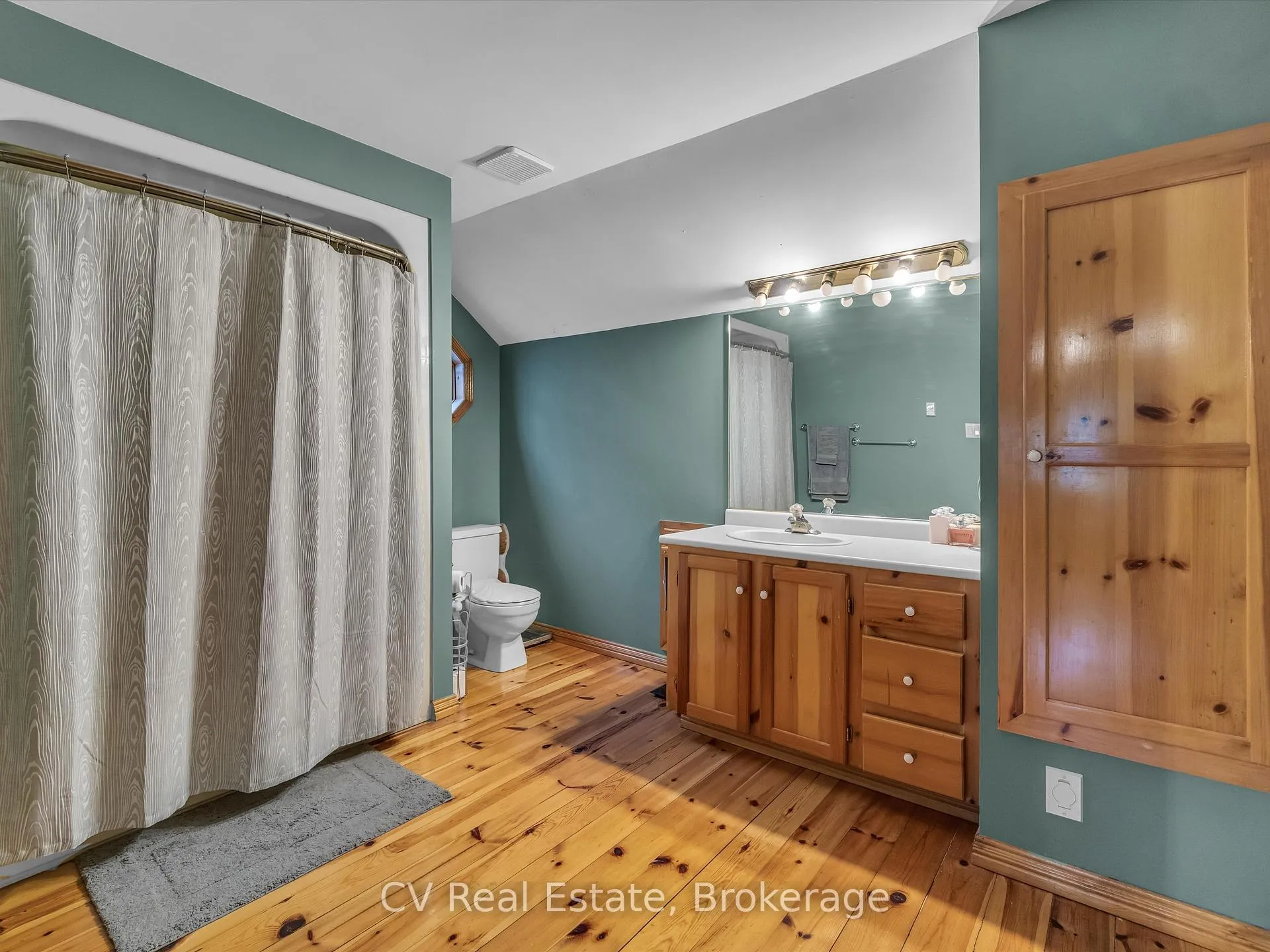 Photo 42 of 1040 Amelia Crescent, Gravenhurst, Morrison — HOMEH