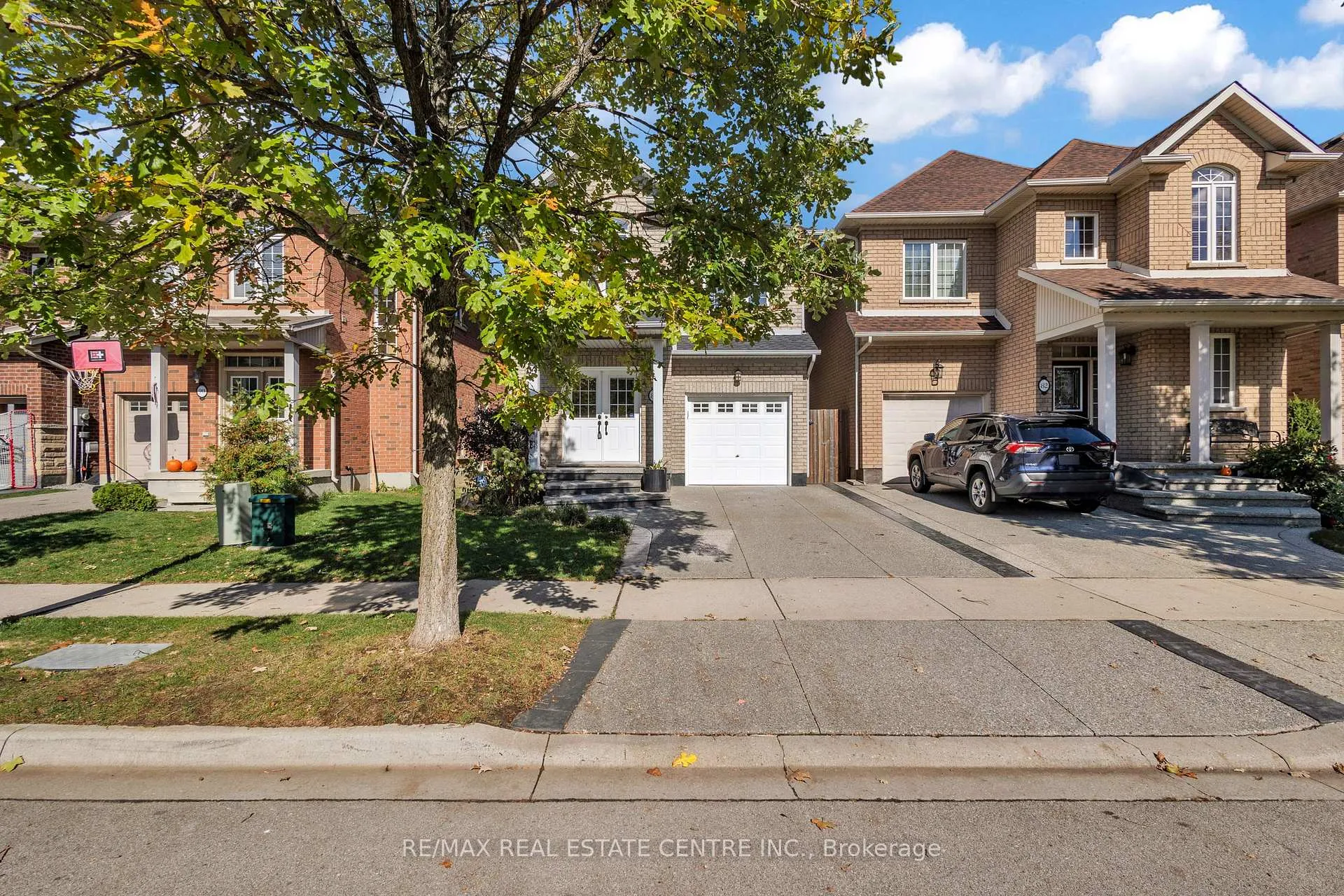 Photo 3 of 86 Glendarling Crescent, Hamilton, Winona Park — HOMEH