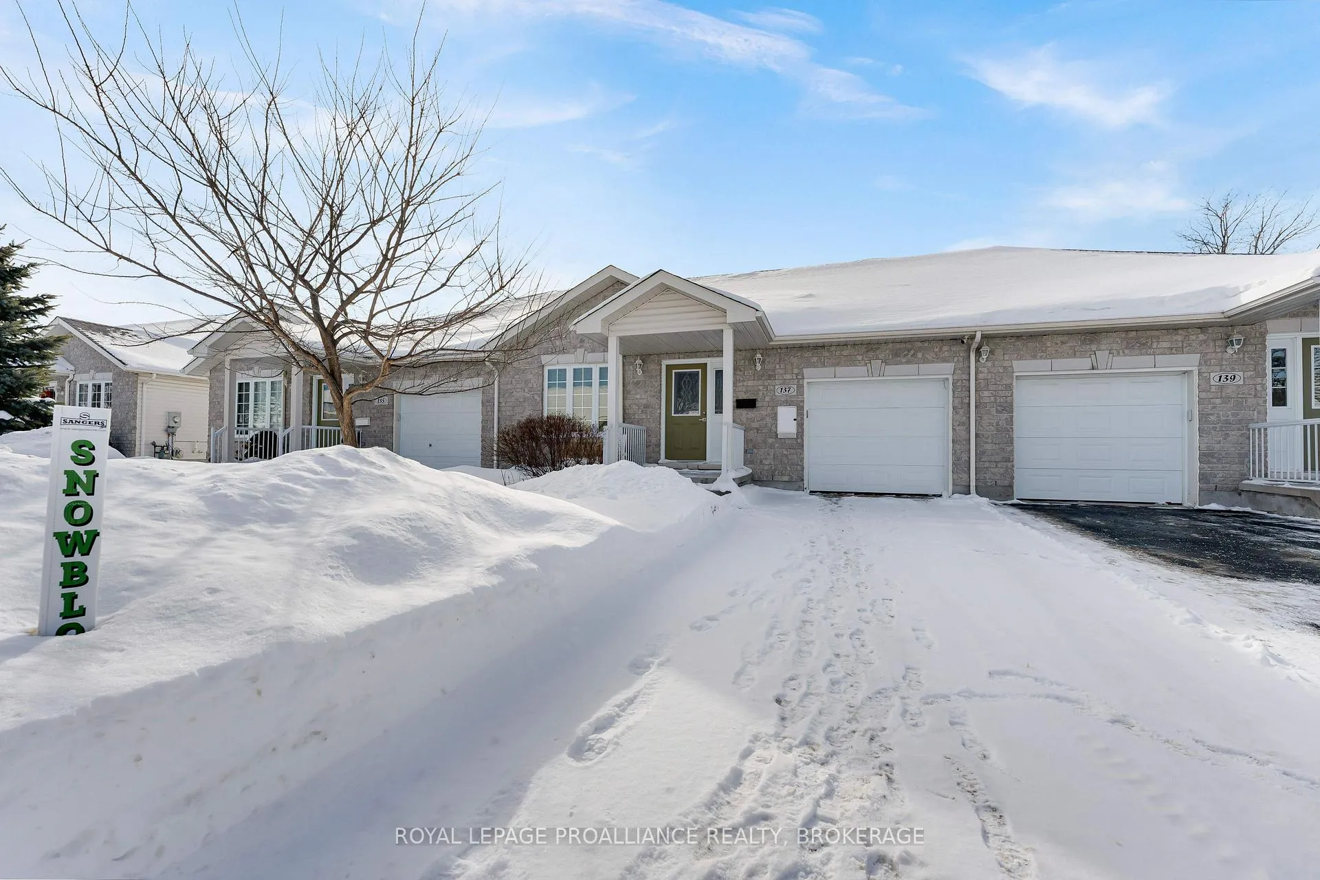 Photo 2 of 137 Ellesmeer Avenue, Kingston, City Northwest — HOMEH