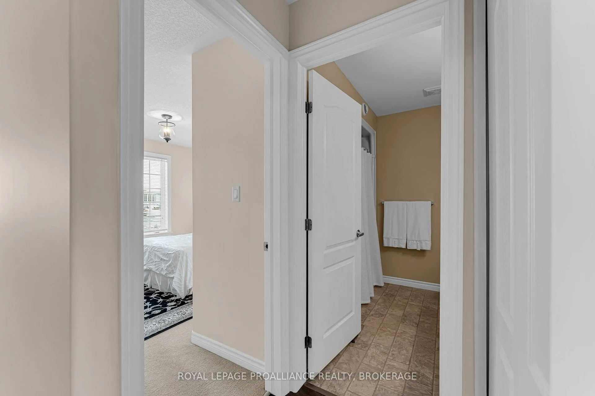 Photo 6 of 137 Ellesmeer Avenue, Kingston, City Northwest — HOMEH