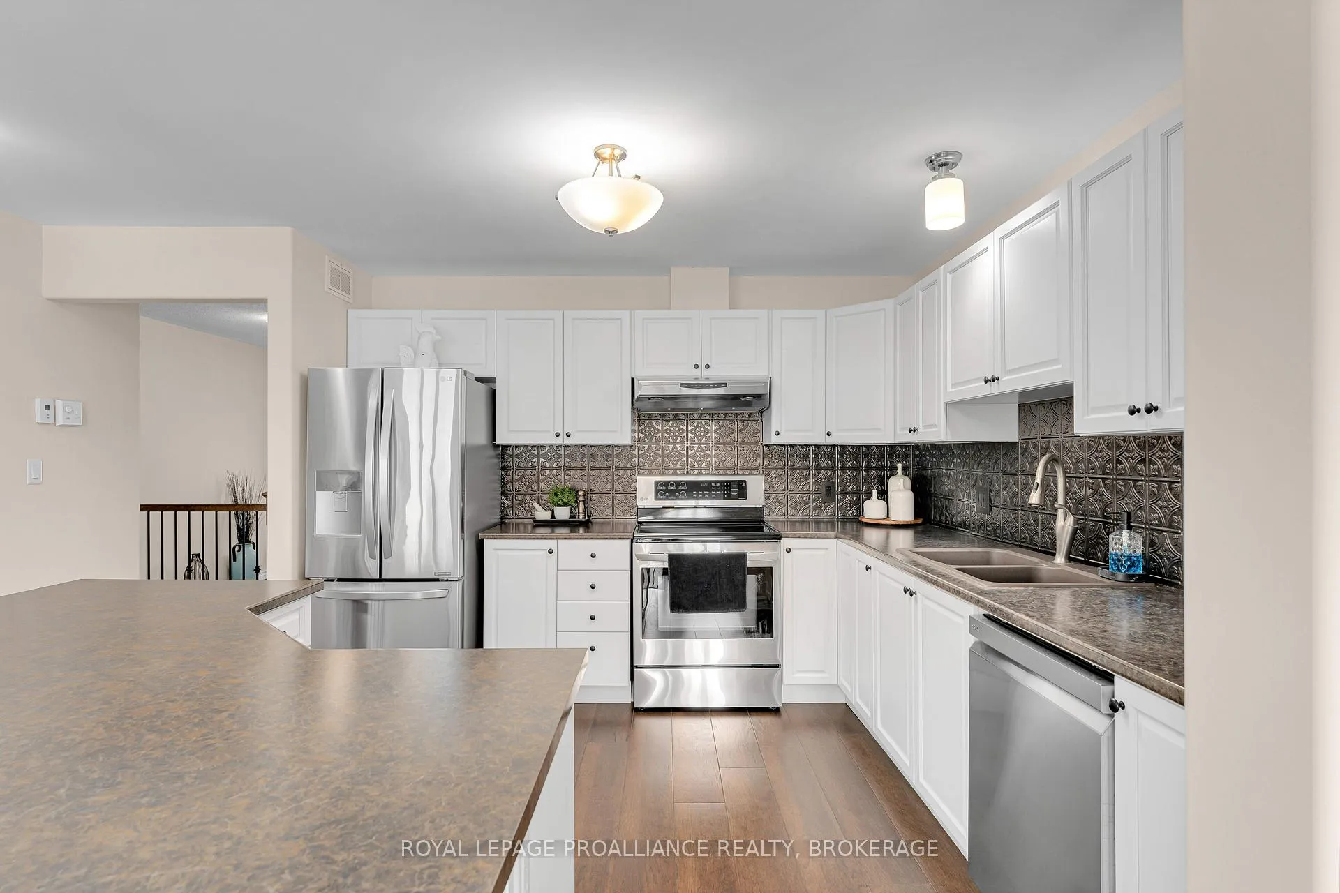 Photo 11 of 137 Ellesmeer Avenue, Kingston, City Northwest — HOMEH