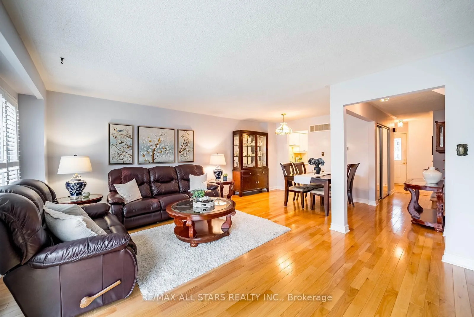 Photo 24 of 25 Thistlewaite Crescent, Scarborough, Agincourt South-Malvern West — HOMEH