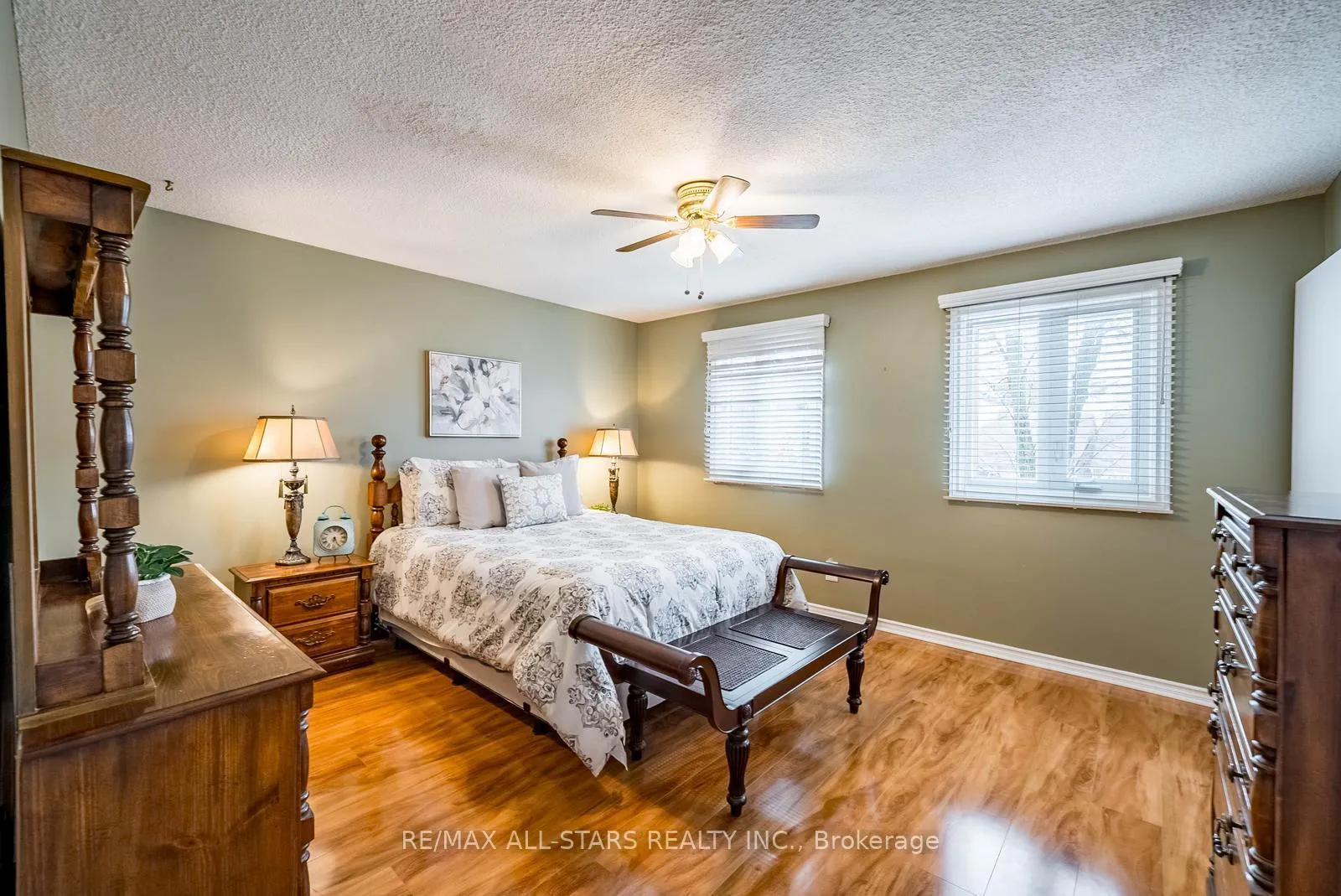 Photo 27 of 25 Thistlewaite Crescent, Scarborough, Agincourt South-Malvern West — HOMEH