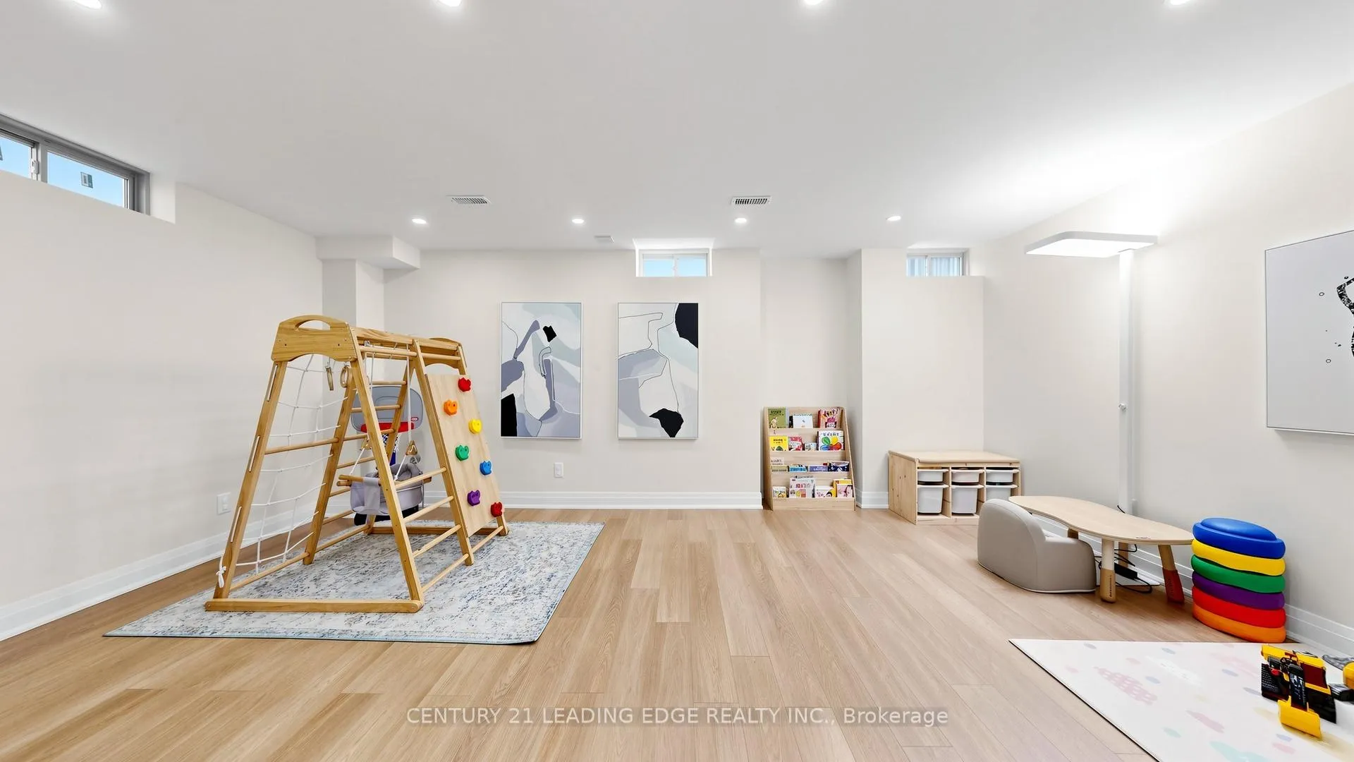 Photo 46 of 122 Maria Road, Markham, Wismer — HOMEH
