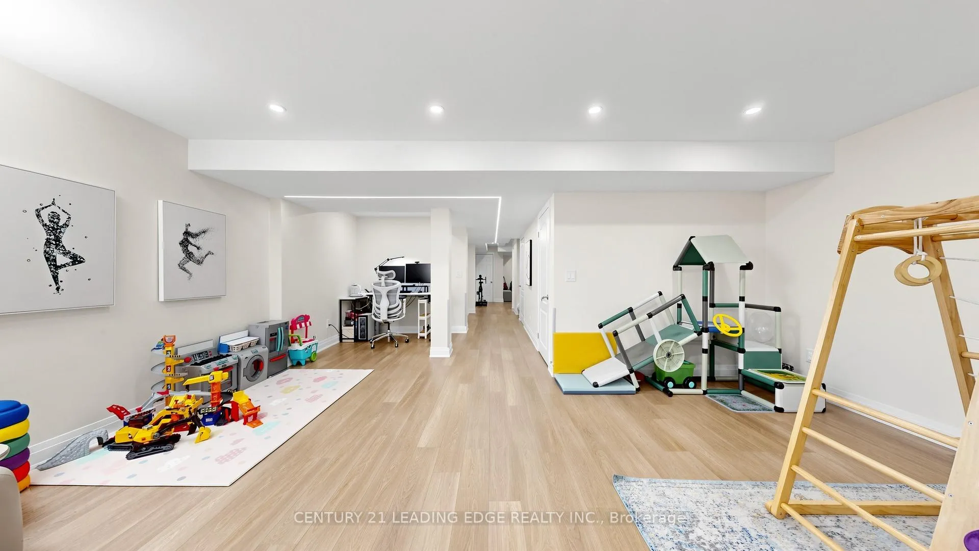 Photo 47 of 122 Maria Road, Markham, Wismer — HOMEH