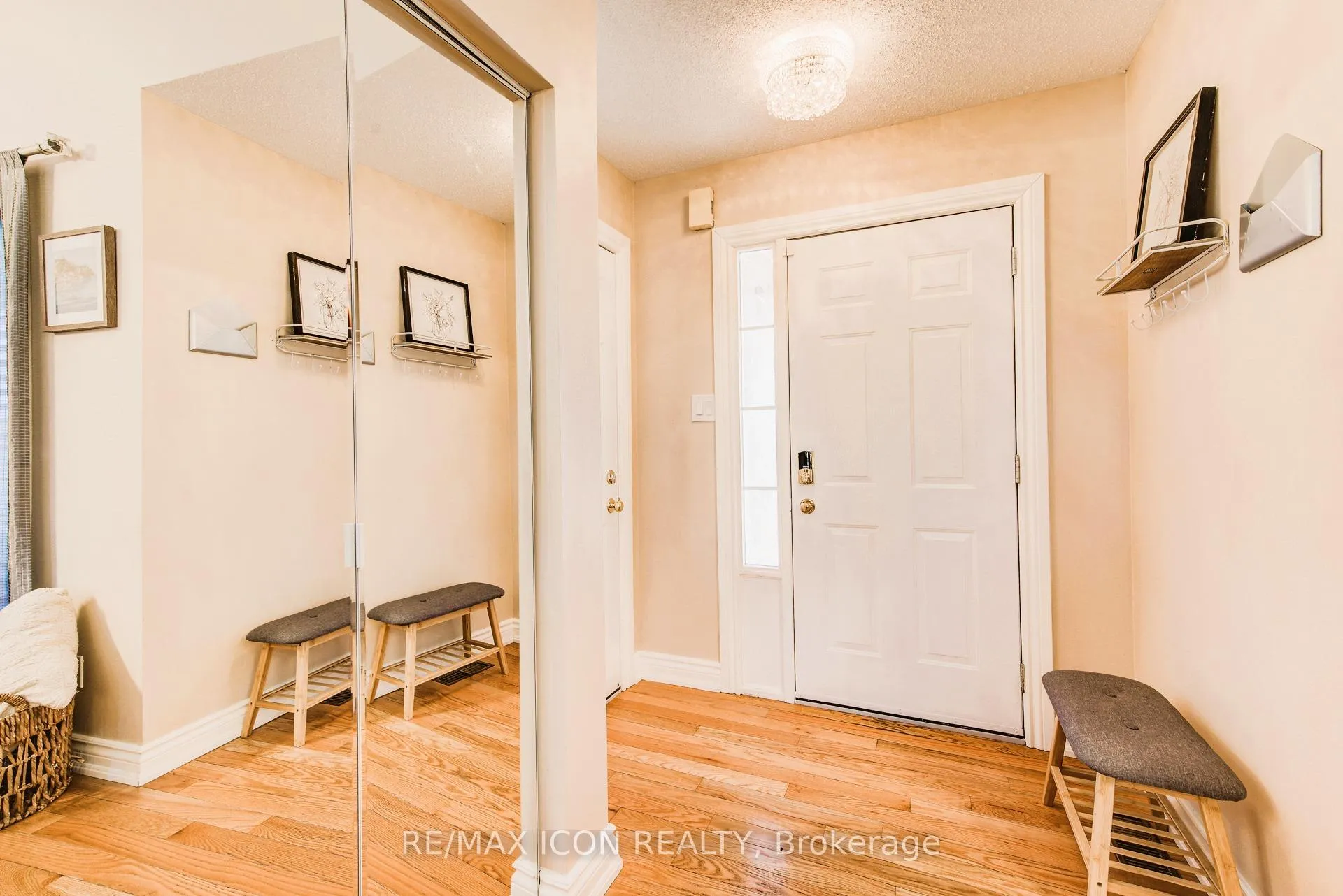 Photo 4 of 84 Endeavour Drive, Cambridge — HOMEH