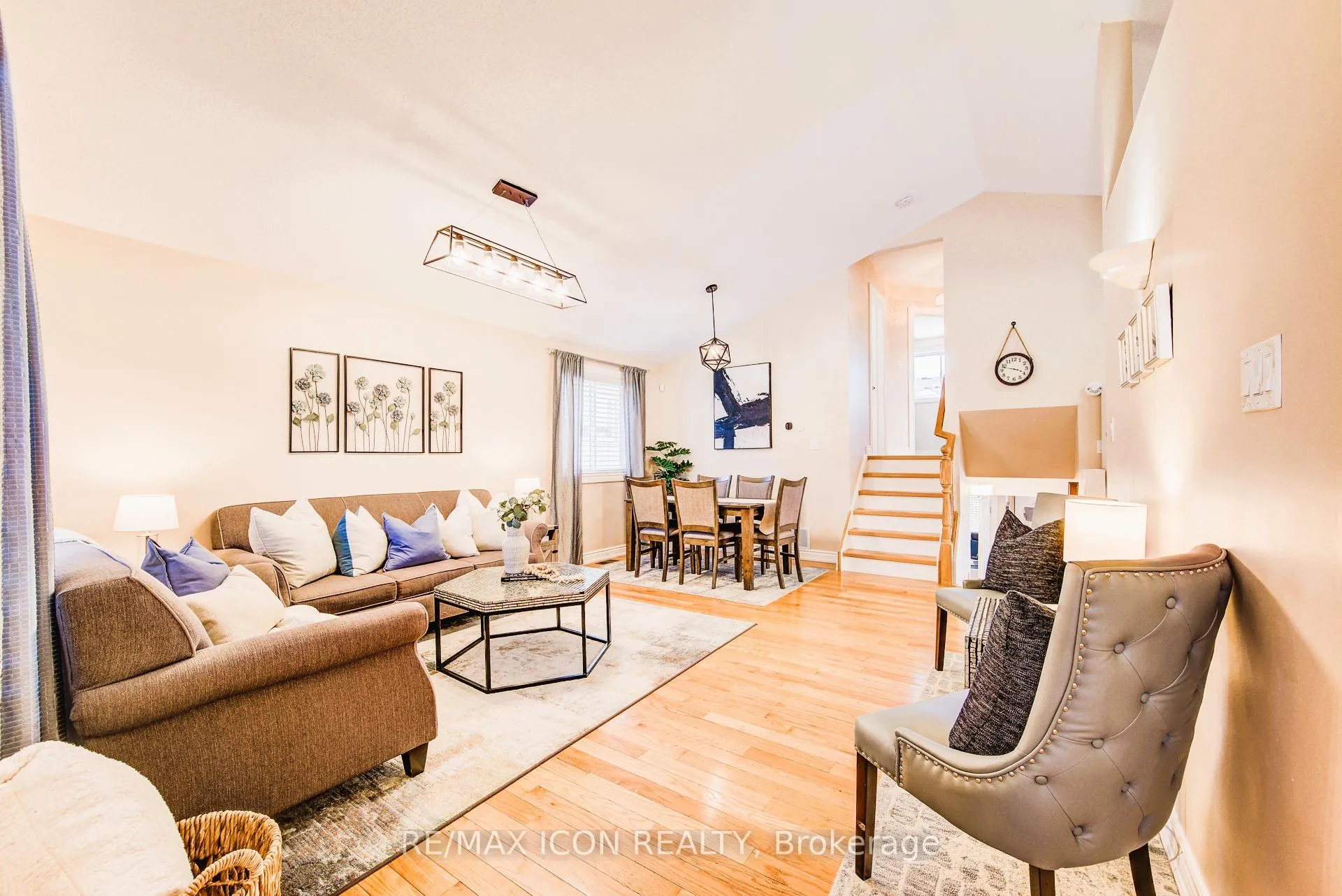 Photo 5 of 84 Endeavour Drive, Cambridge — HOMEH