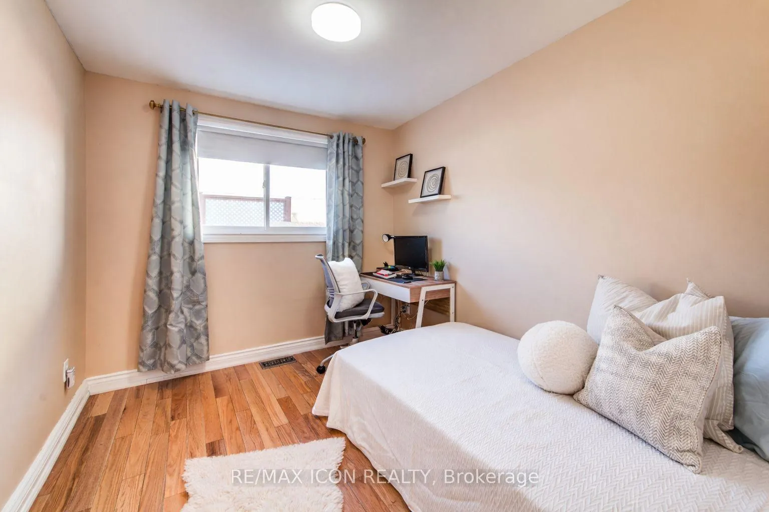 Photo 18 of 84 Endeavour Drive, Cambridge — HOMEH