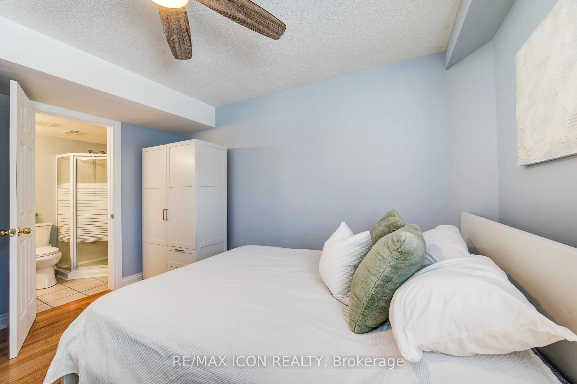 Photo 30 of 84 Endeavour Drive, Cambridge — HOMEH