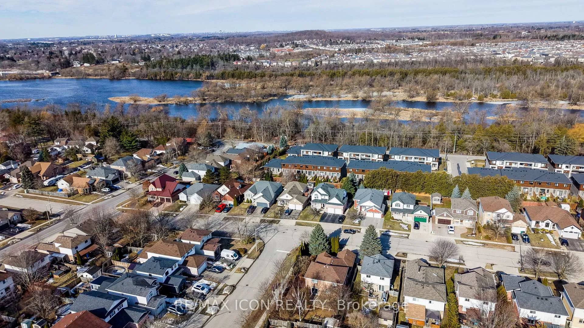 Photo 38 of 84 Endeavour Drive, Cambridge — HOMEH