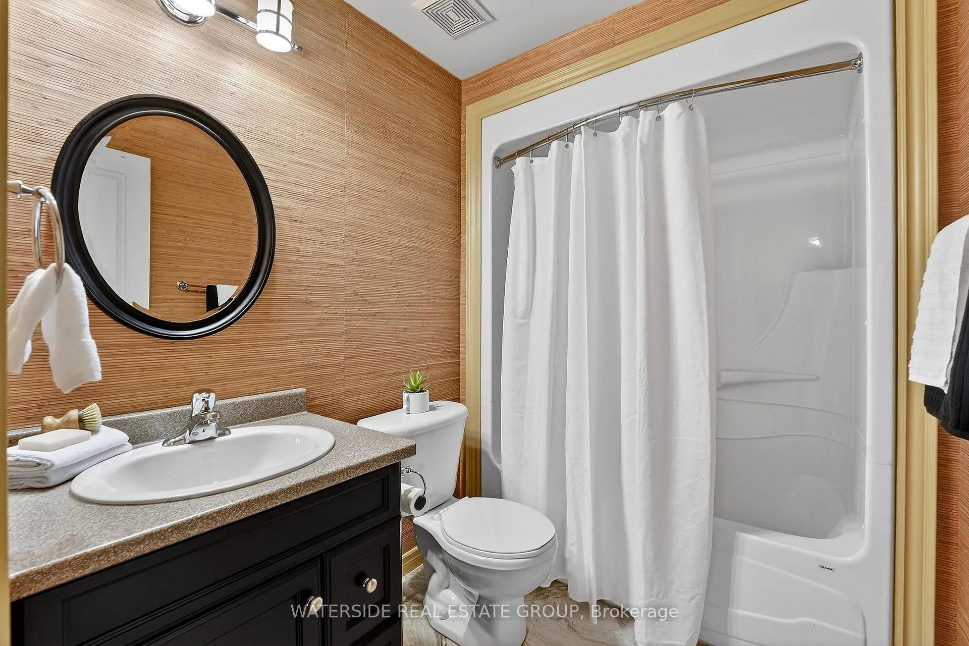 Photo 66 of Unit 2, 35 Scullers Way, St. Catharines, Port Dalhousie — HOMEH