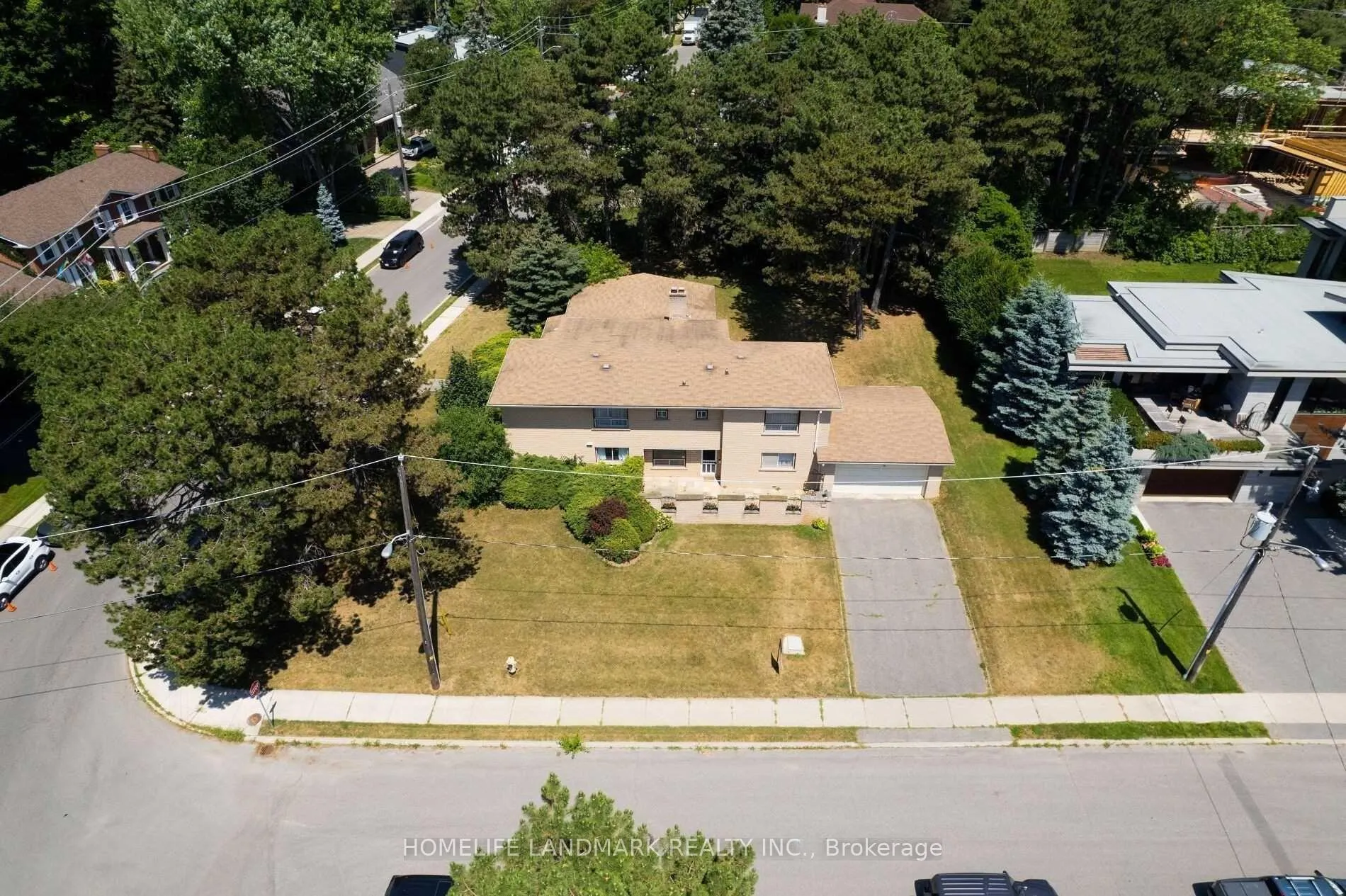 Photo 2 of 2 Royal Oak Drive, North York, Bridle Path-Sunnybrook-York Mills — HOMEH