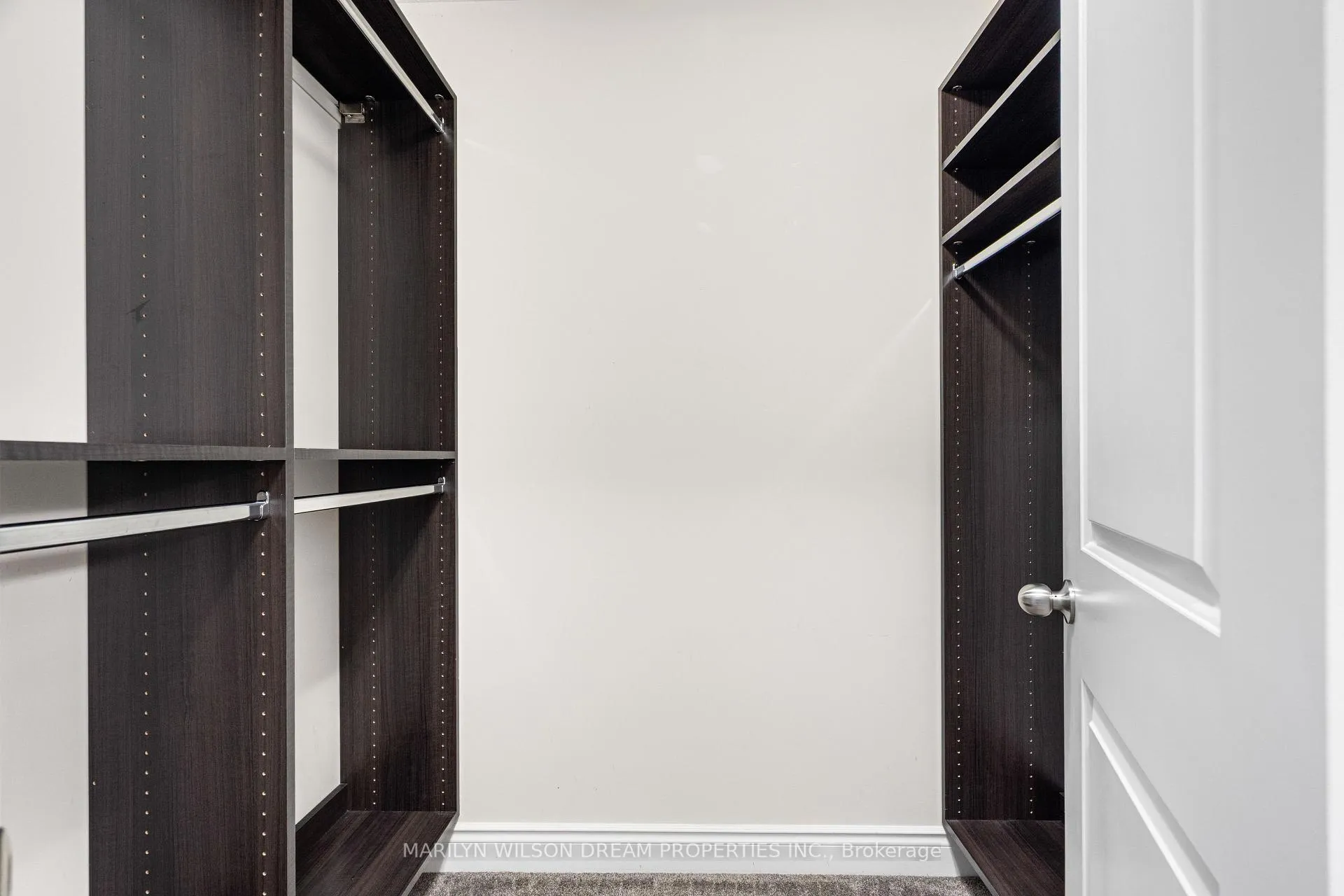 Photo 30 of 110 Talos Circle, Ottawa, Richmond — HOMEH