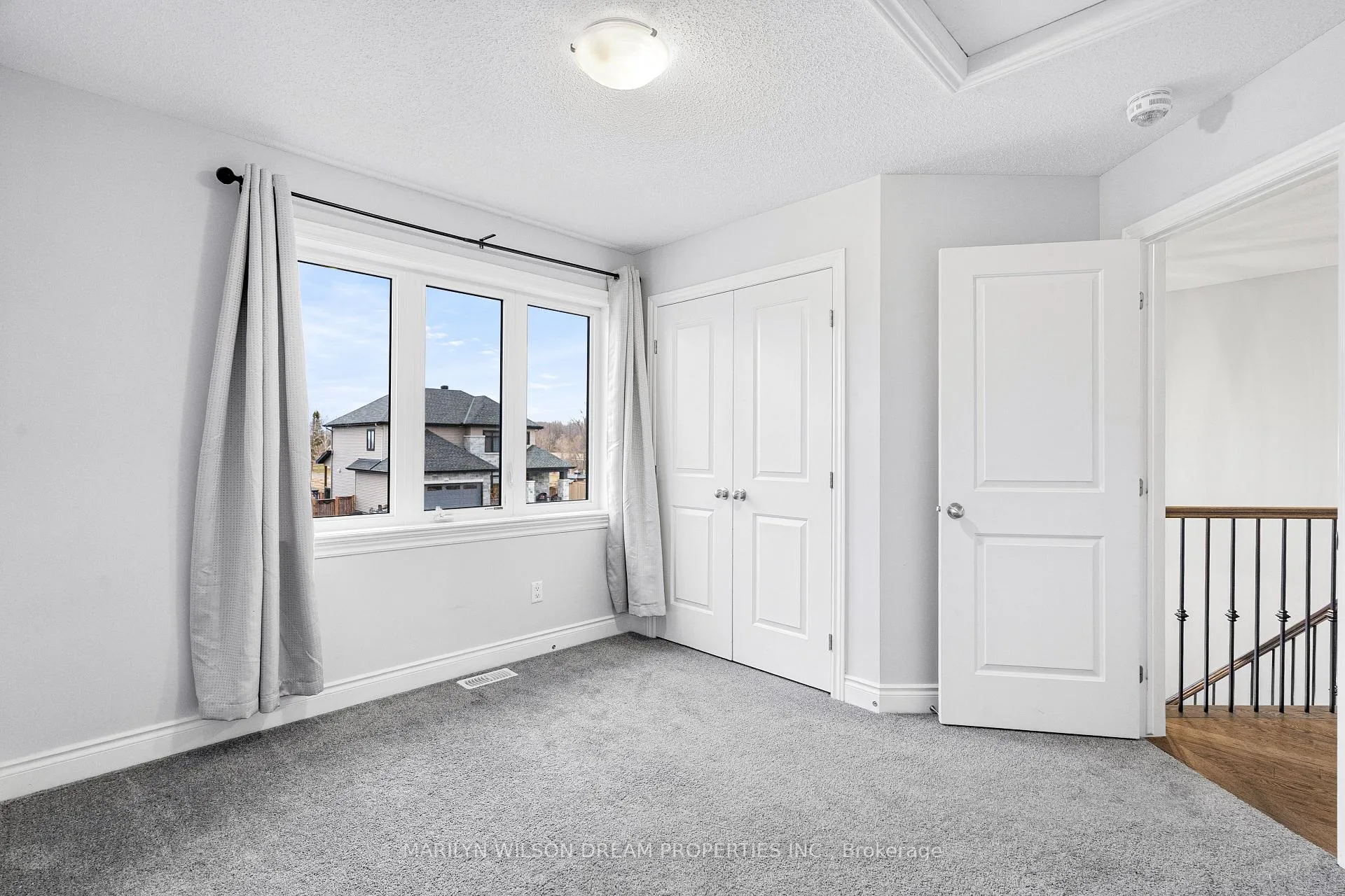 Photo 35 of 110 Talos Circle, Ottawa, Richmond — HOMEH