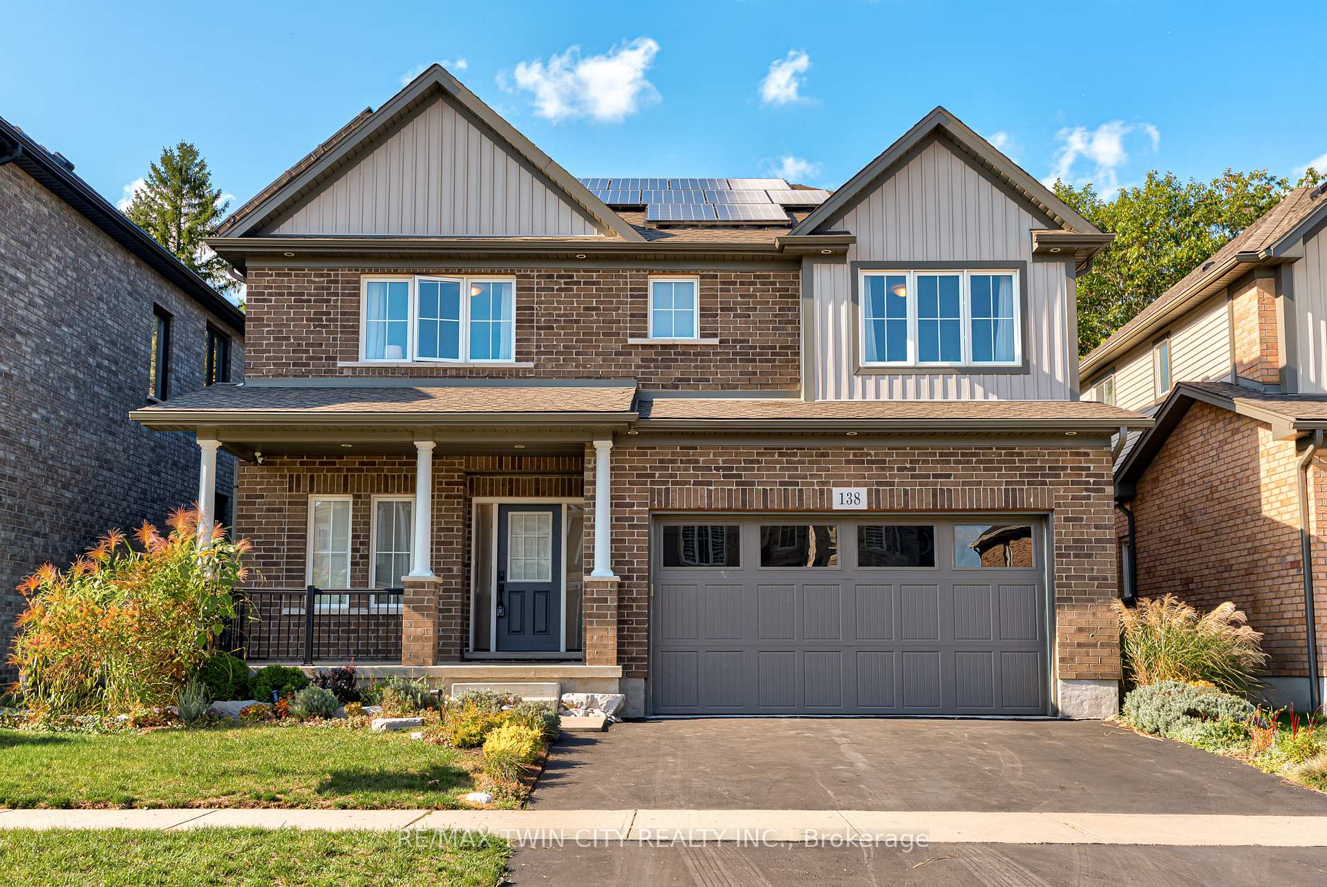 Photo 1 of 138 Eaglecrest Street, Kitchener — HOMEH
