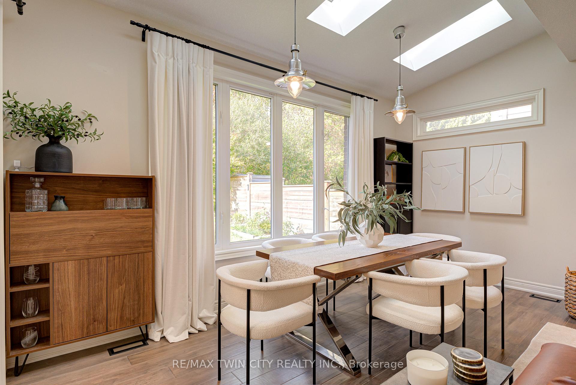Photo 15 of 138 Eaglecrest Street, Kitchener — HOMEH
