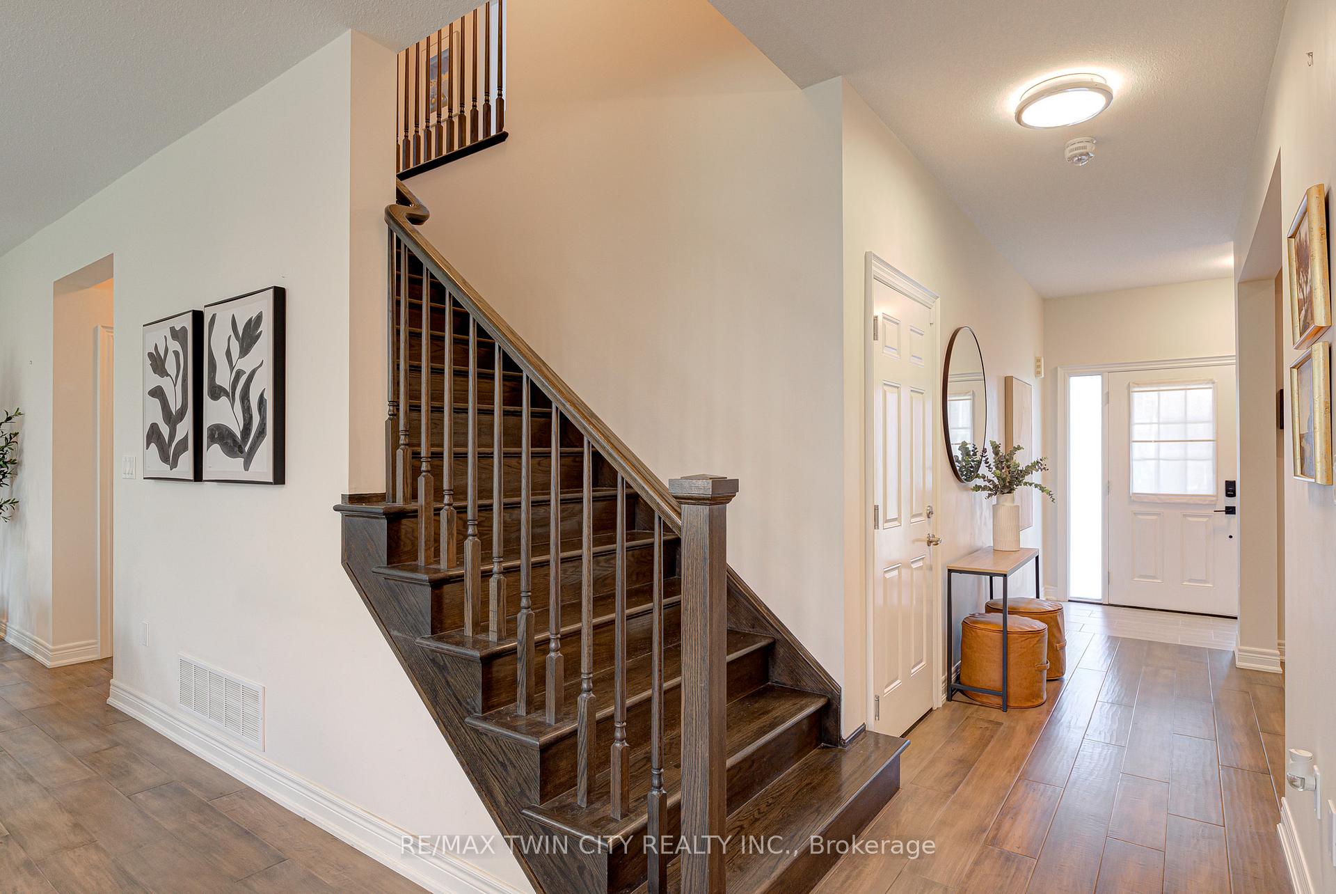 Photo 17 of 138 Eaglecrest Street, Kitchener — HOMEH