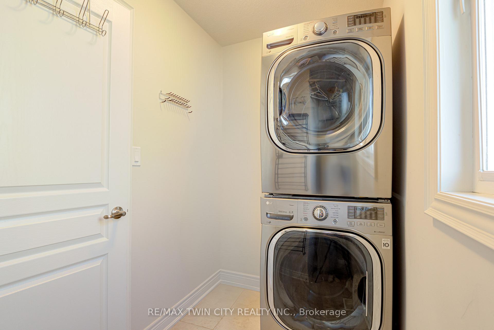 Photo 27 of 138 Eaglecrest Street, Kitchener — HOMEH