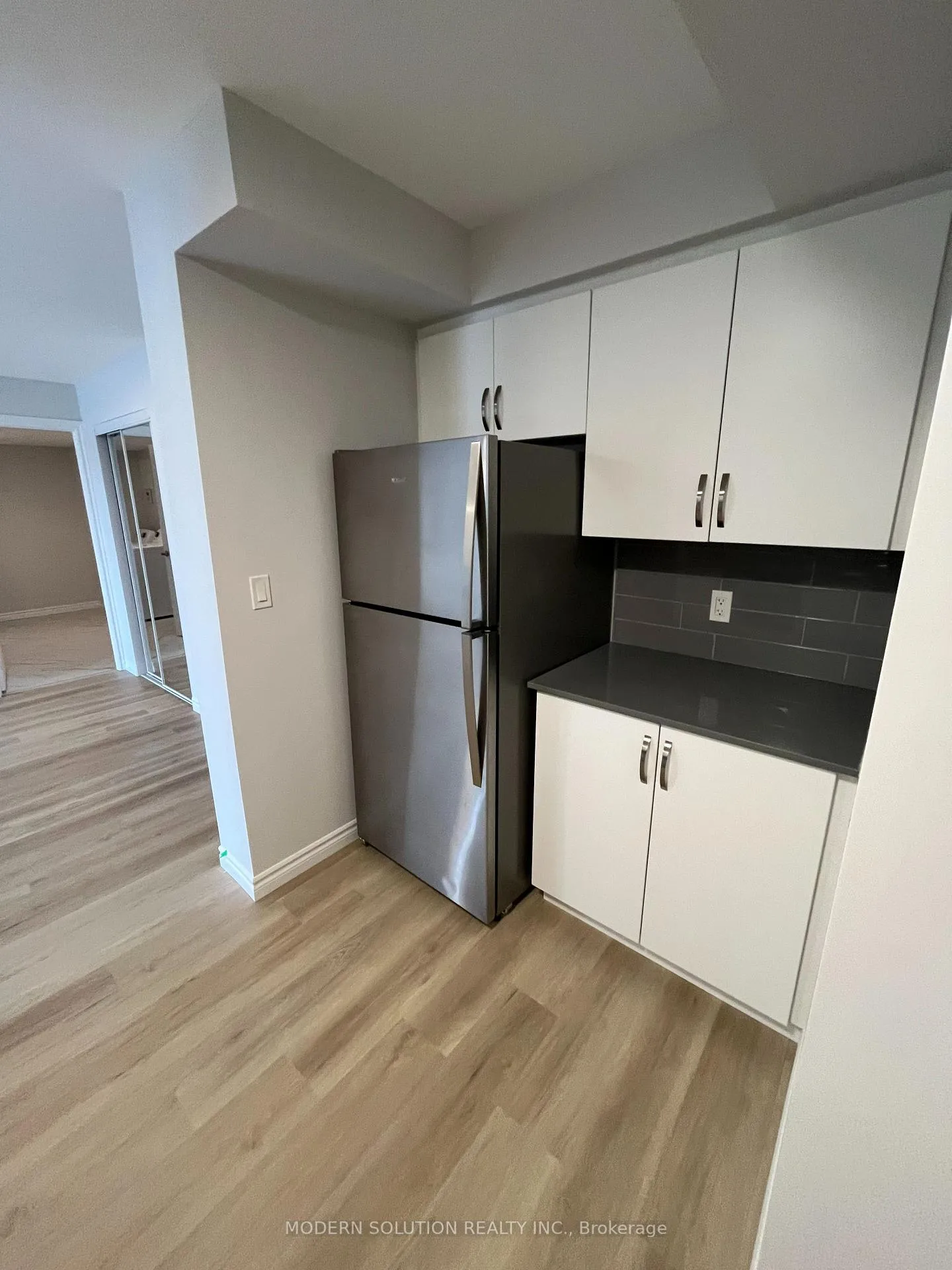 Photo 3 of Unit 1006, 425 Watson Parkway N, Guelph, Grange Road — HOMEH