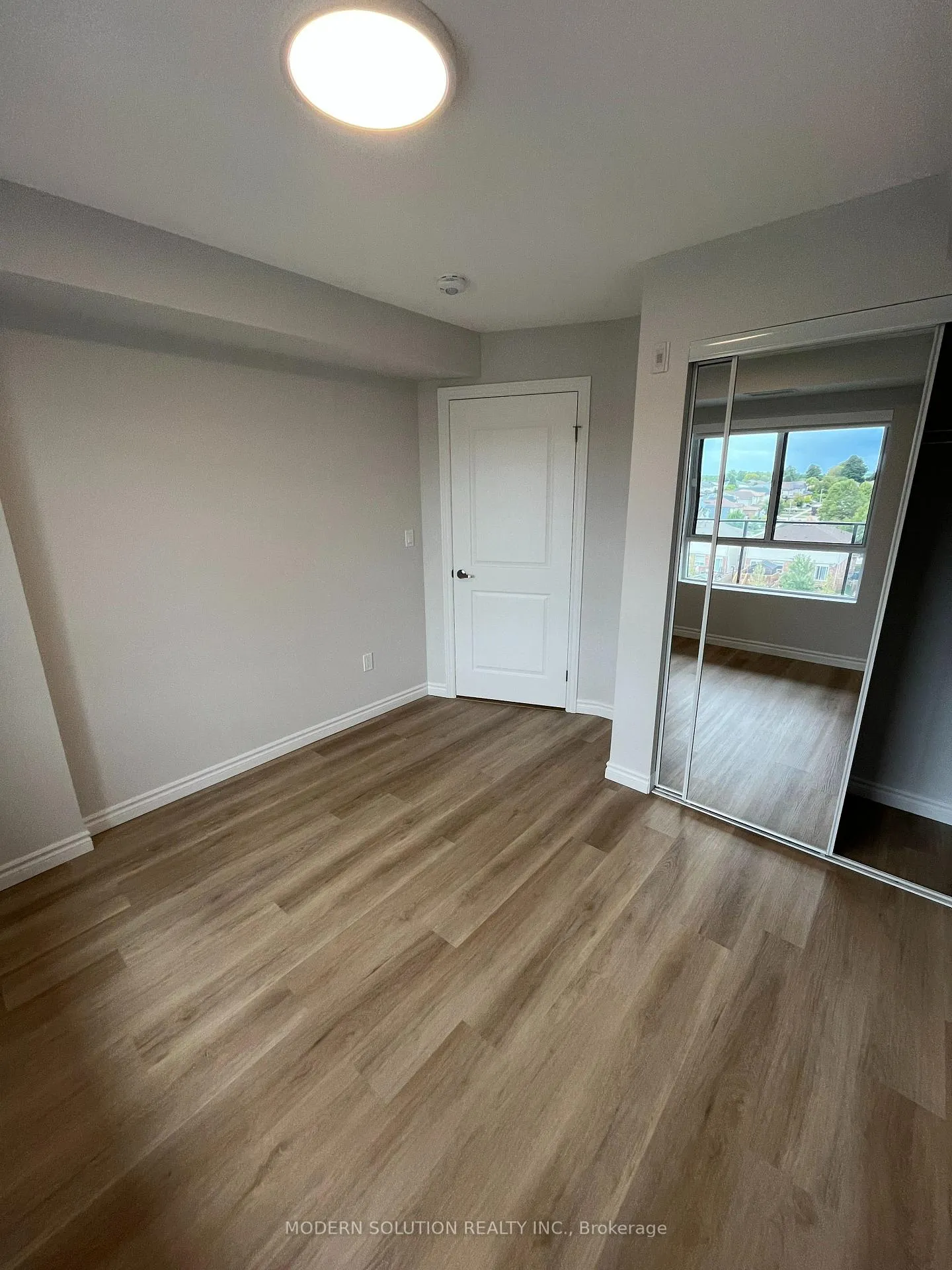 Photo 10 of Unit 1006, 425 Watson Parkway N, Guelph, Grange Road — HOMEH