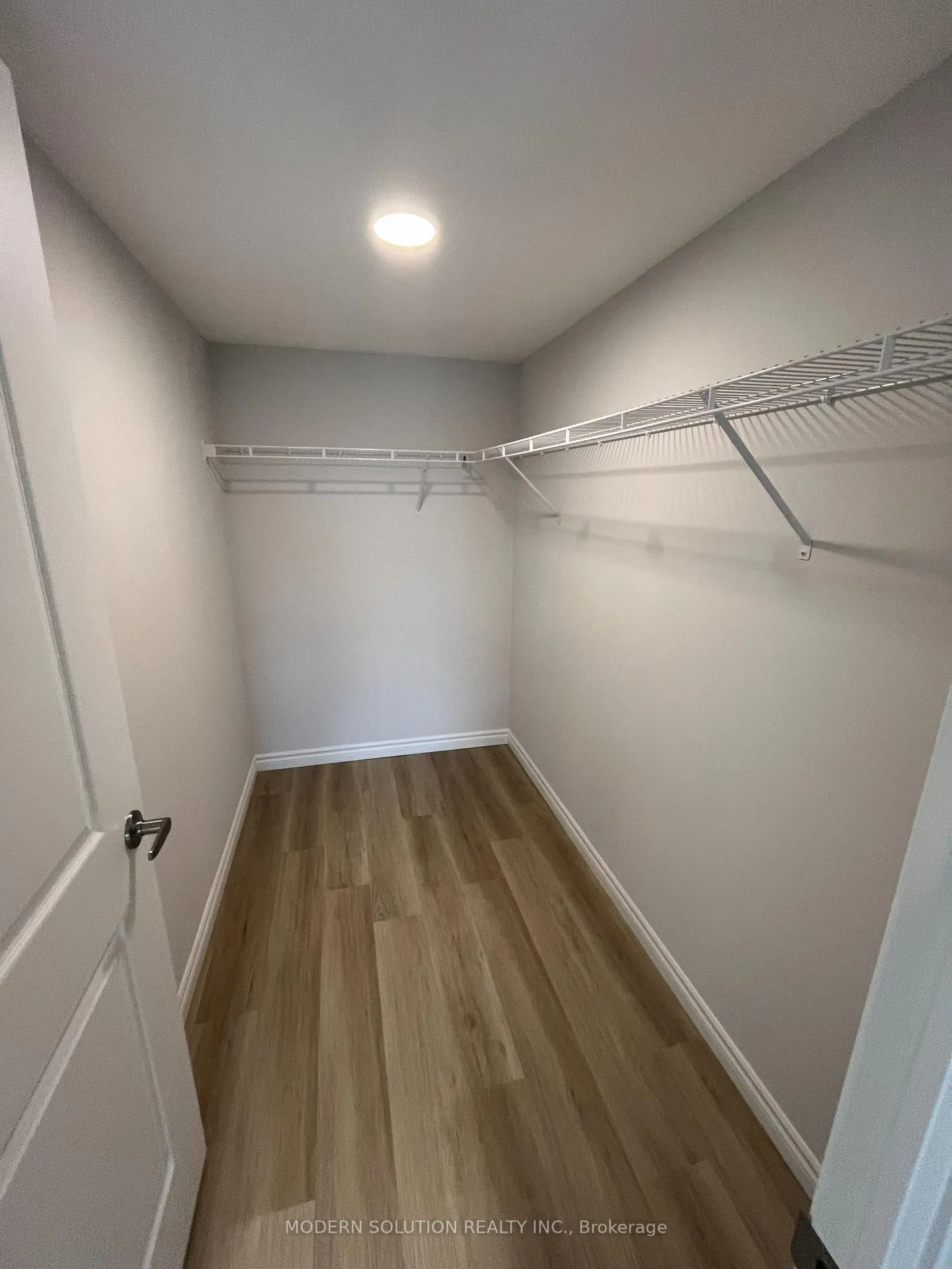Photo 13 of Unit 1006, 425 Watson Parkway N, Guelph, Grange Road — HOMEH