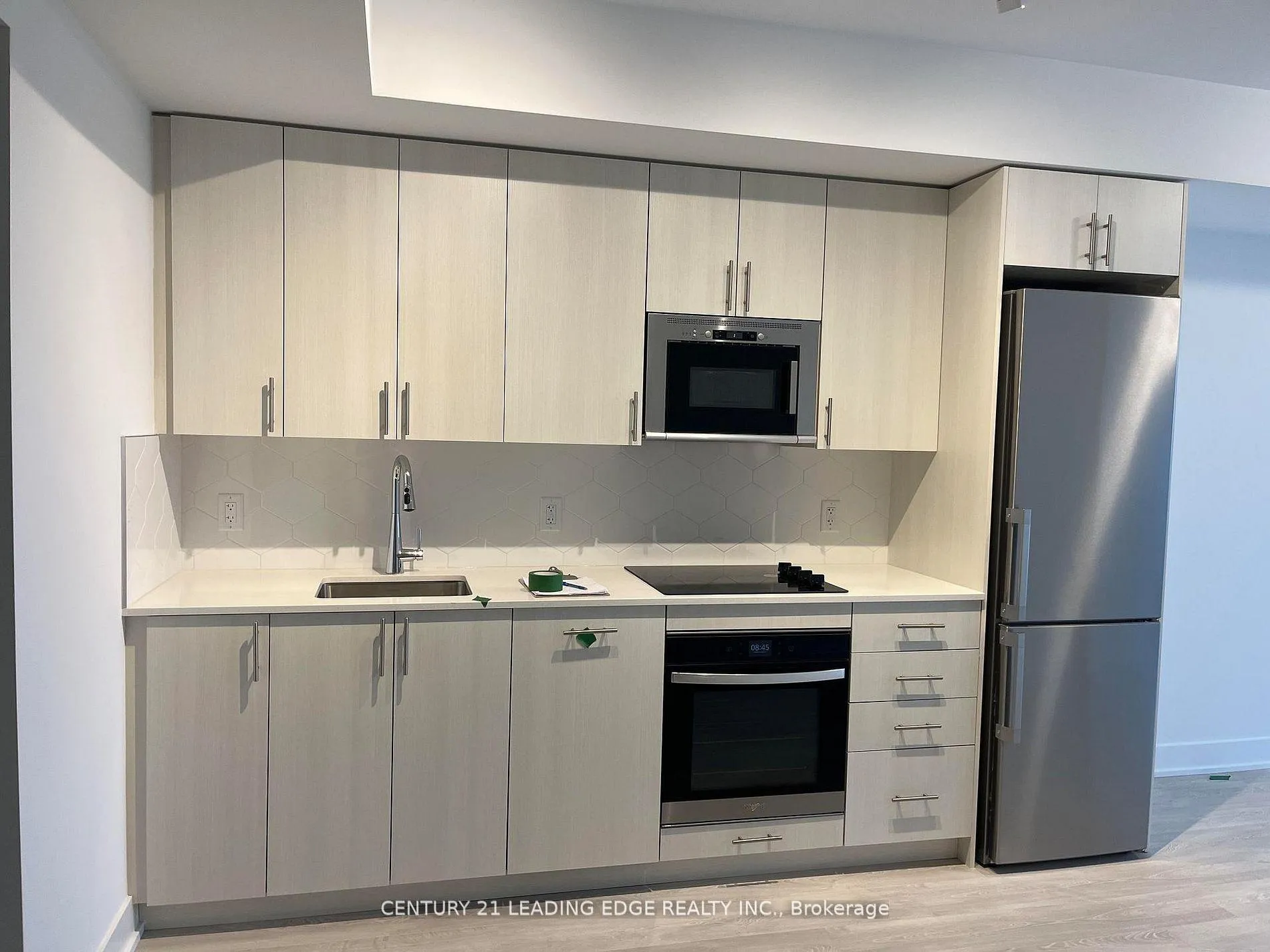 Photo 4 of Unit 1802, 2545 Simcoe Street N, Oshawa, Windfields — HOMEH