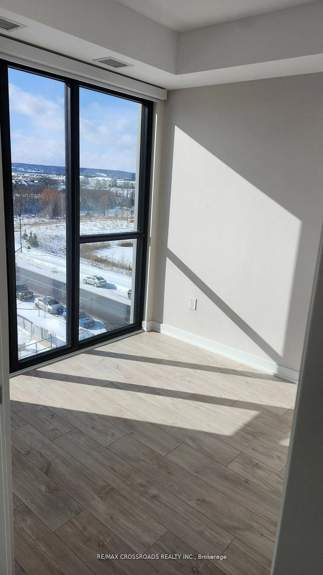 Photo 6 of Unit 511, 720 Whitlock Avenue, Milton, Cobban — HOMEH