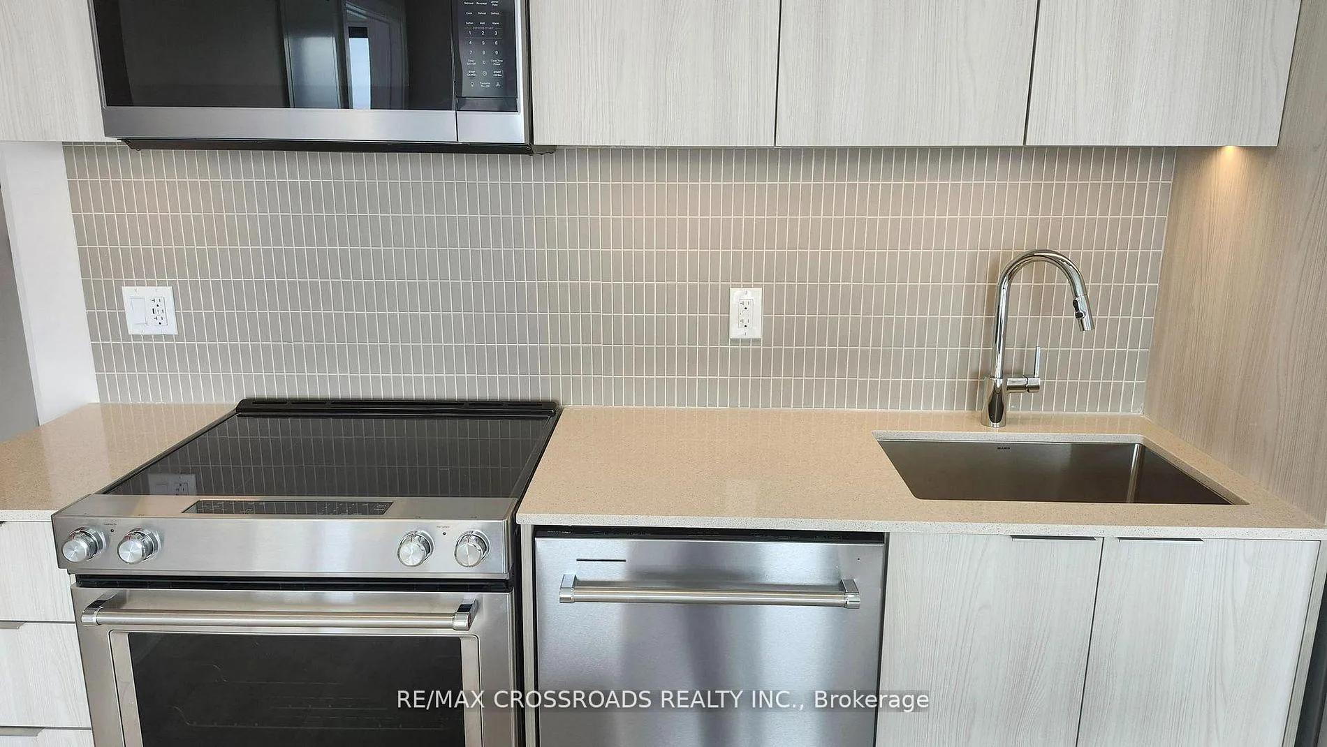 Photo 14 of Unit 511, 720 Whitlock Avenue, Milton, Cobban — HOMEH
