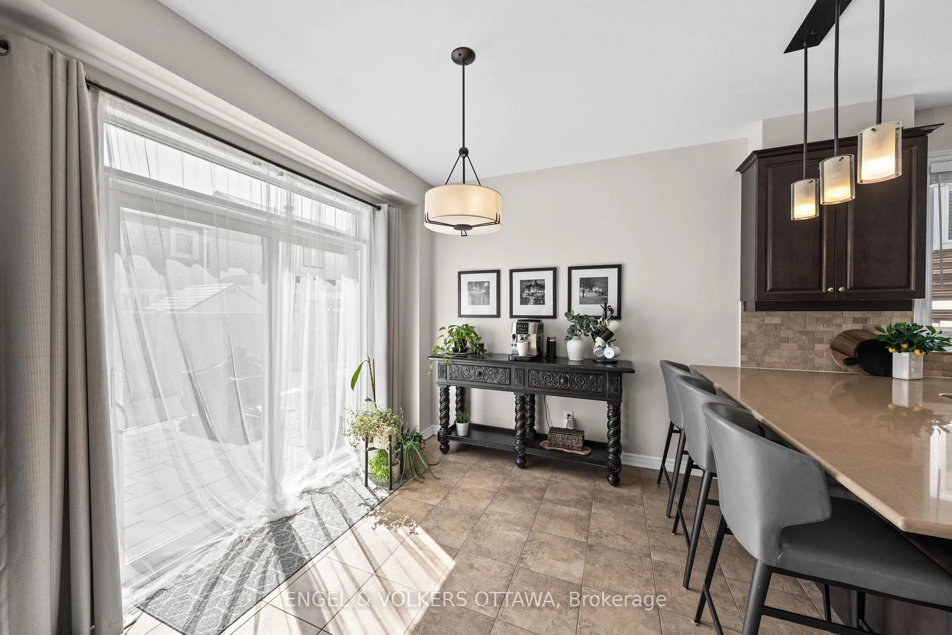 Photo 9 of 105 Pennant Avenue, Ottawa, Barrhaven - Half Moon Bay — HOMEH