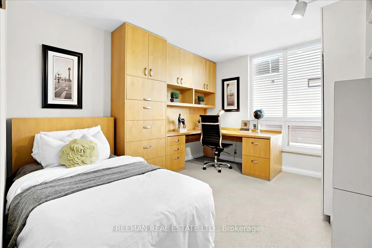 Photo 13 of Unit 303, 350 Lonsdale Road, Toronto, Forest Hill South — HOMEH