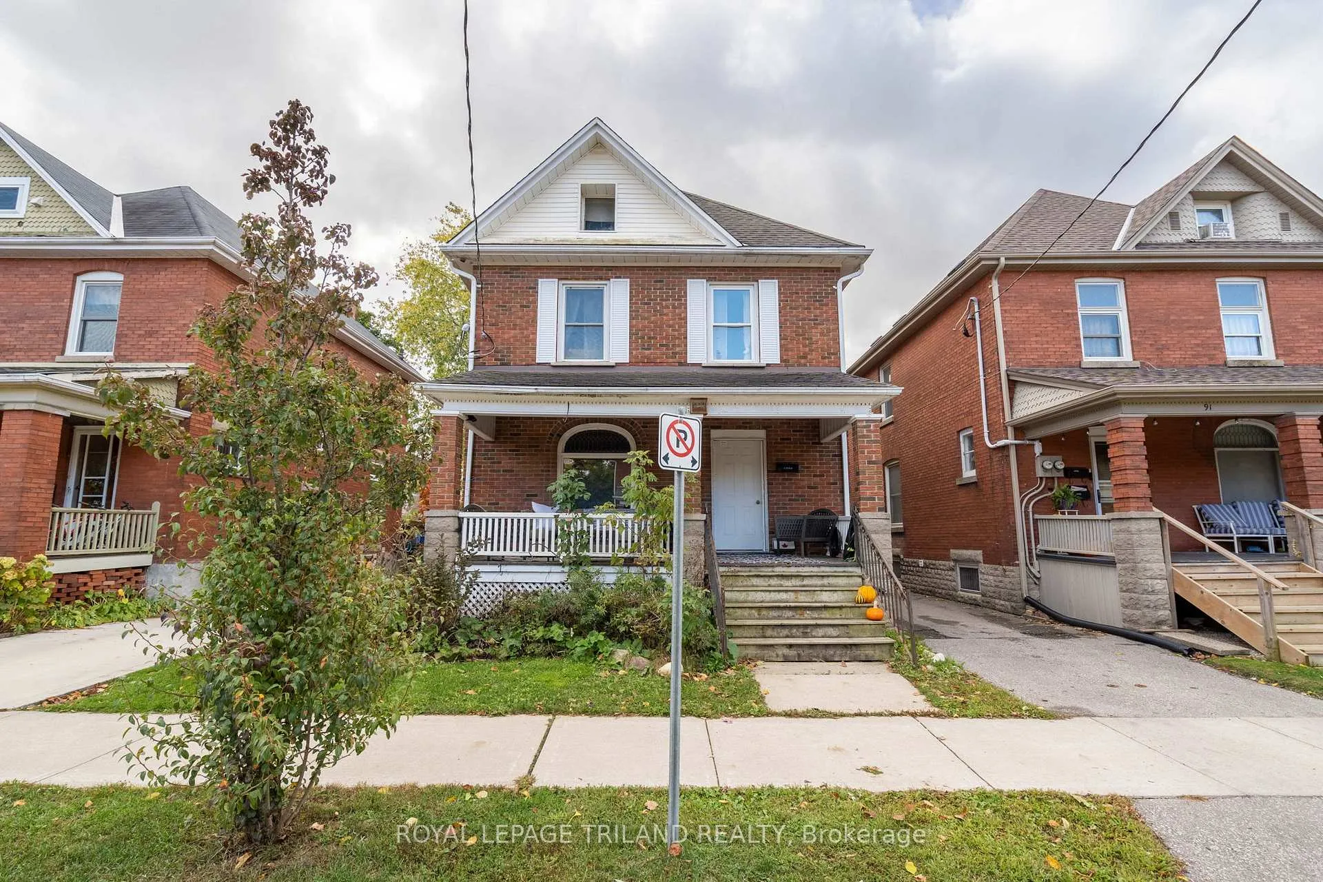 Photo 2 of 93 Myrtle Street, St. Thomas — HOMEH
