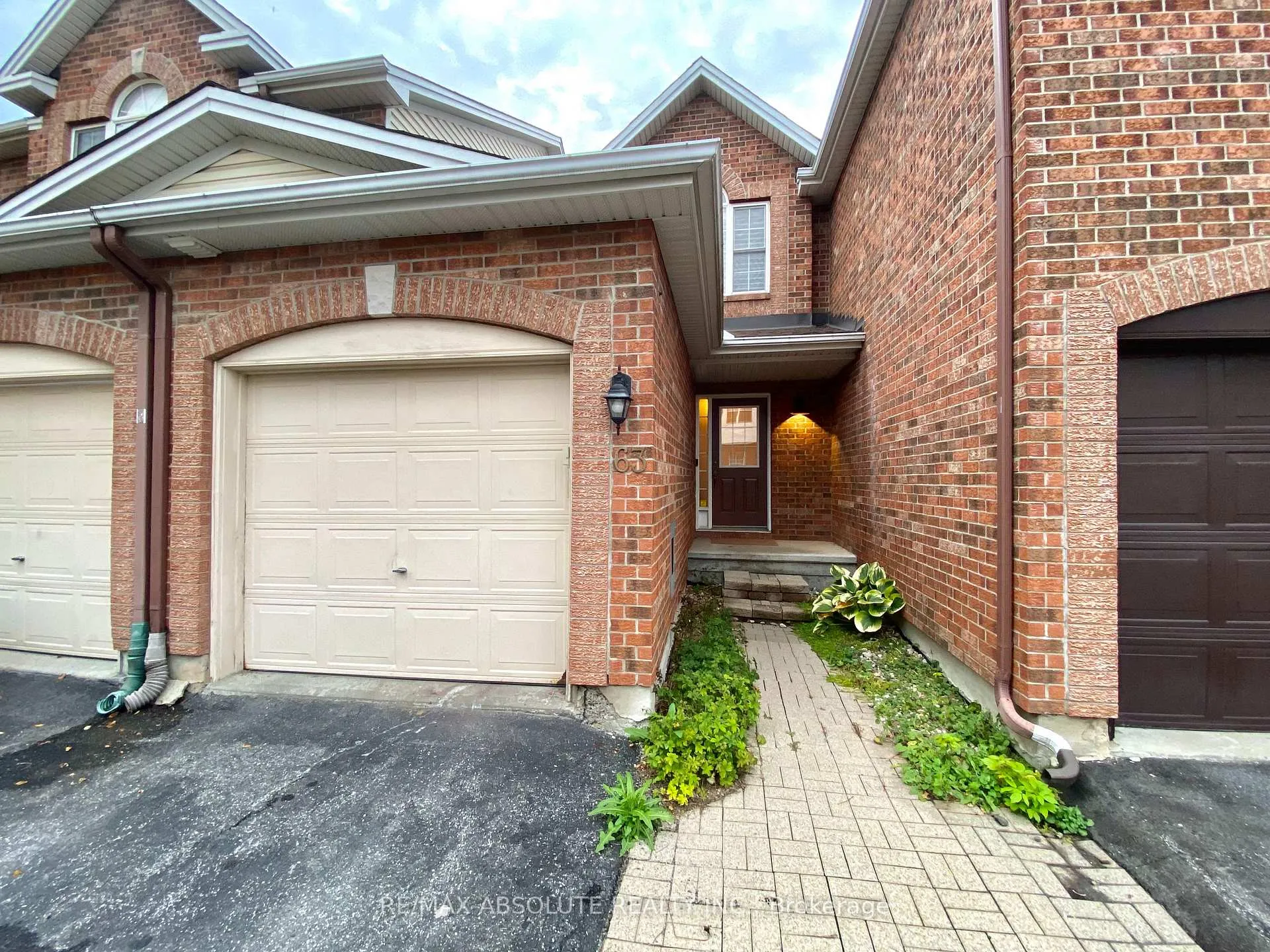 Photo 1 of 63 Silverlace Private, Ottawa, Hunt Club Park/Greenboro — HOMEH