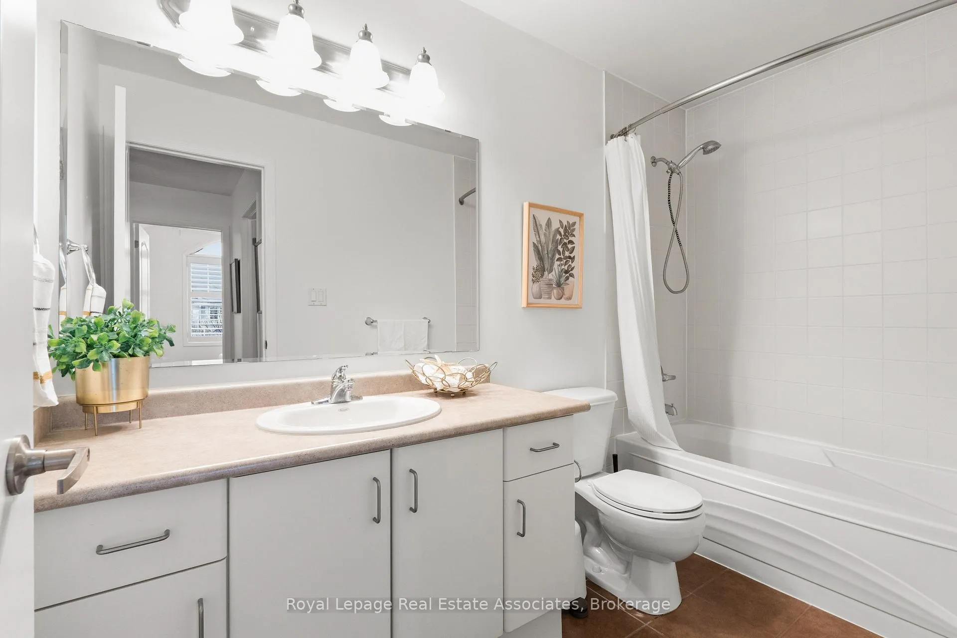 Photo 31 of 291 Silver Court, Milton, Harrison — HOMEH