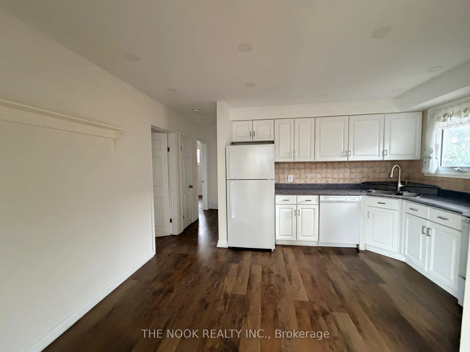 Photo 6 of Unit 1, 860 Florell Drive, Oshawa, Donevan — HOMEH