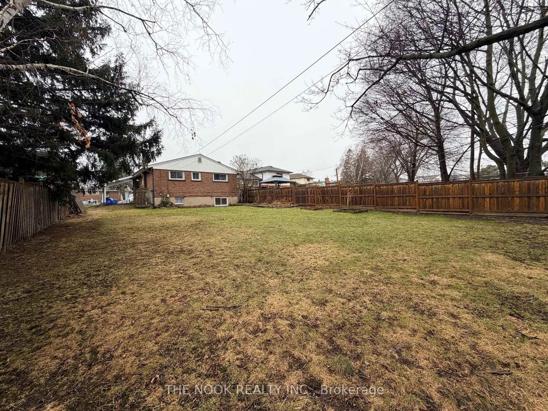 Photo 15 of Unit 1, 860 Florell Drive, Oshawa, Donevan — HOMEH