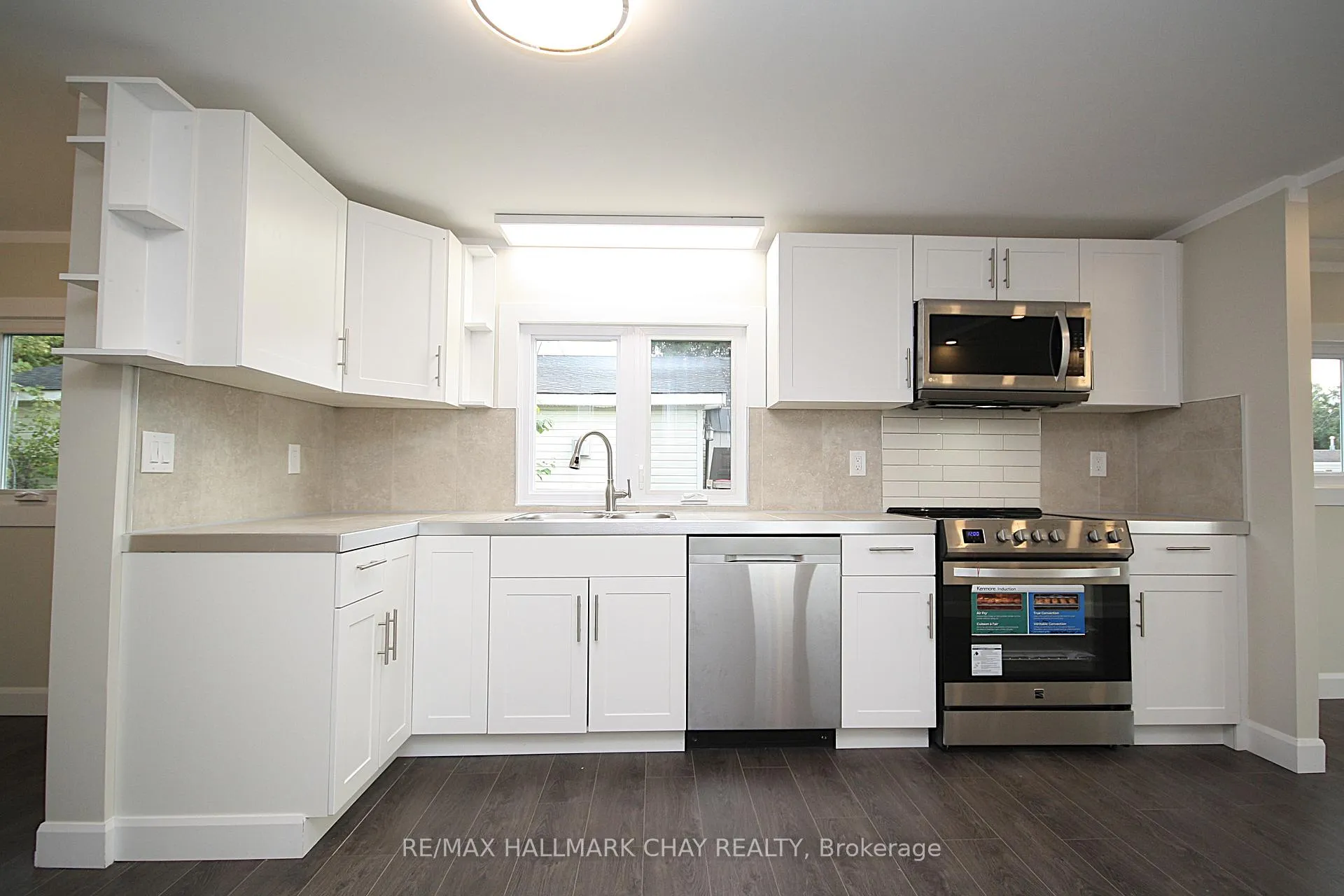 Photo 9 of 4064 Ash Crescent, Severn, Rural Severn — HOMEH