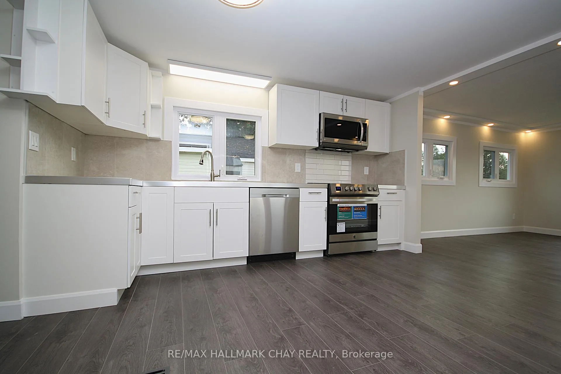 Photo 10 of 4064 Ash Crescent, Severn, Rural Severn — HOMEH