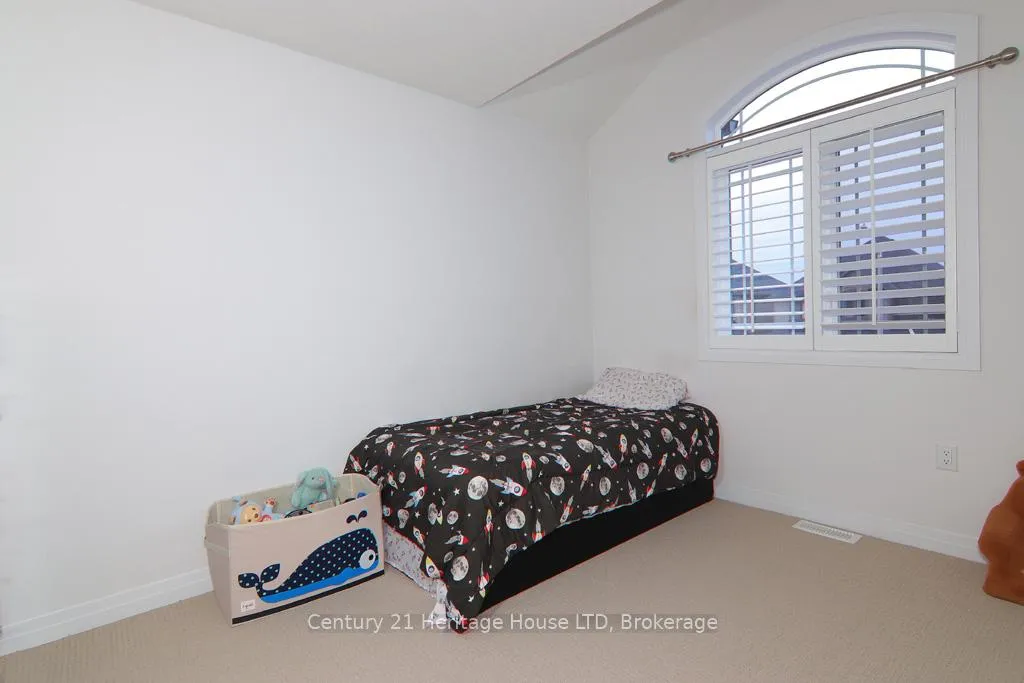 Photo 19 of 4070 Thomas Street, Lincoln, Beamsville — HOMEH