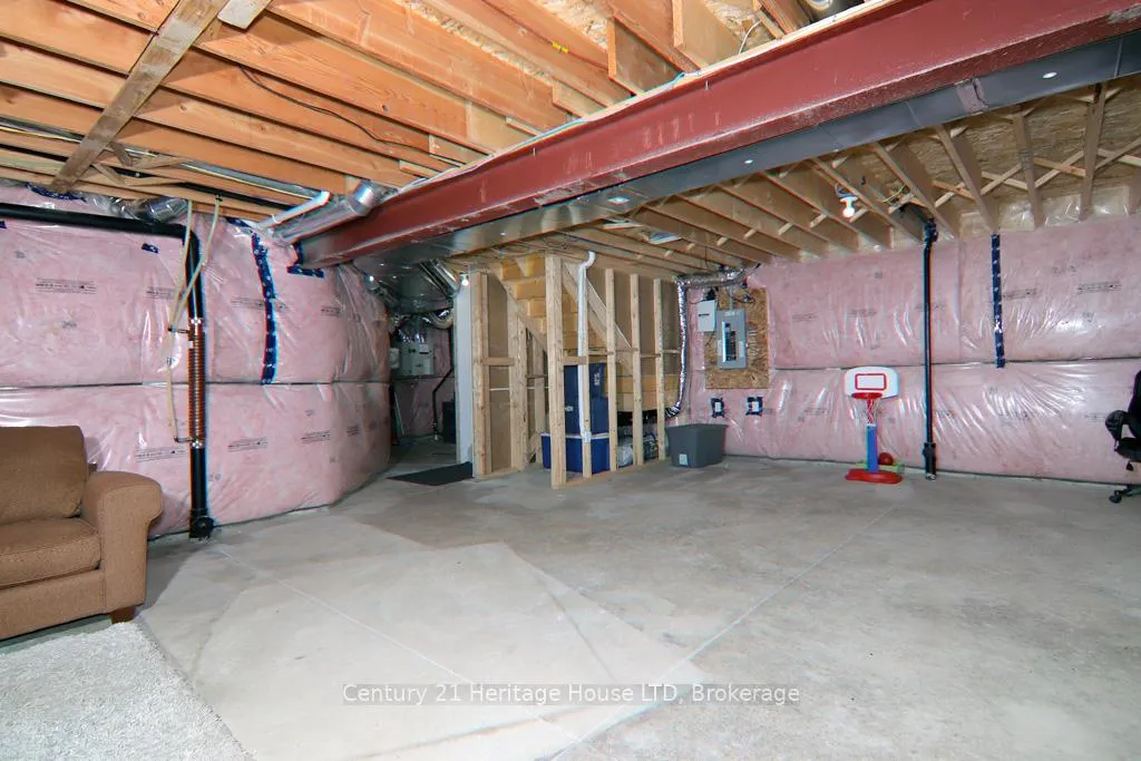 Photo 22 of 4070 Thomas Street, Lincoln, Beamsville — HOMEH