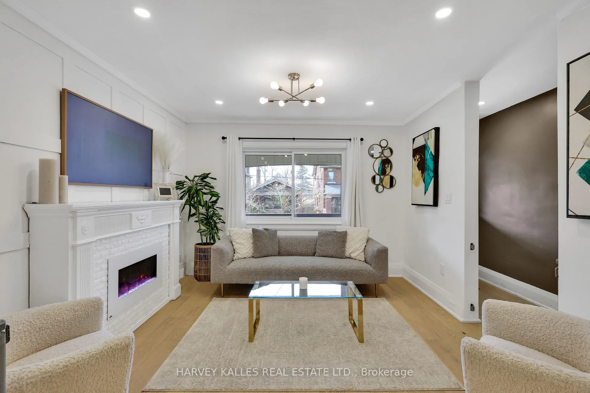 Photo 4 of 99 Atlas Avenue, Toronto, Humewood-Cedarvale — HOMEH