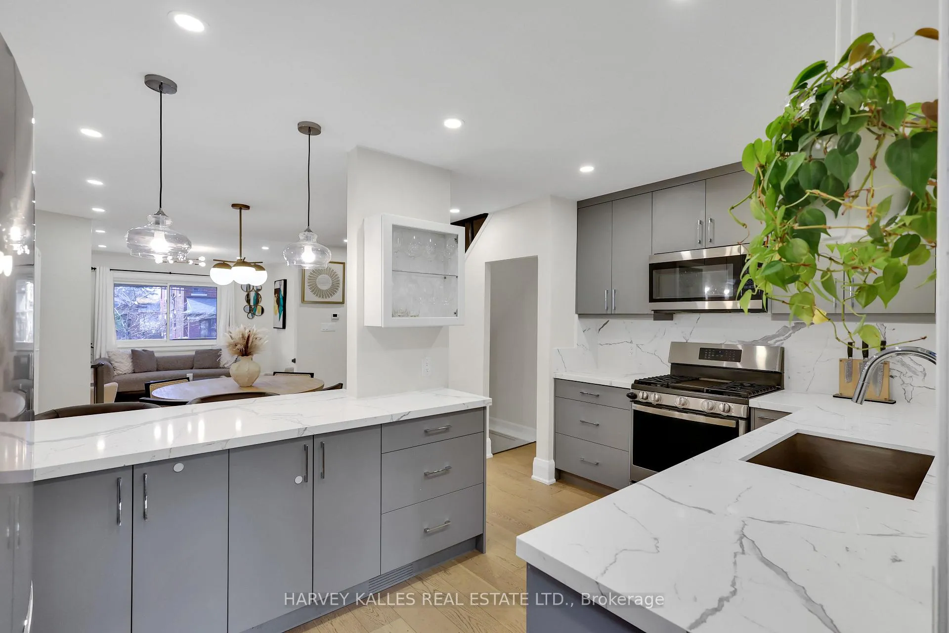 Photo 16 of 99 Atlas Avenue, Toronto, Humewood-Cedarvale — HOMEH