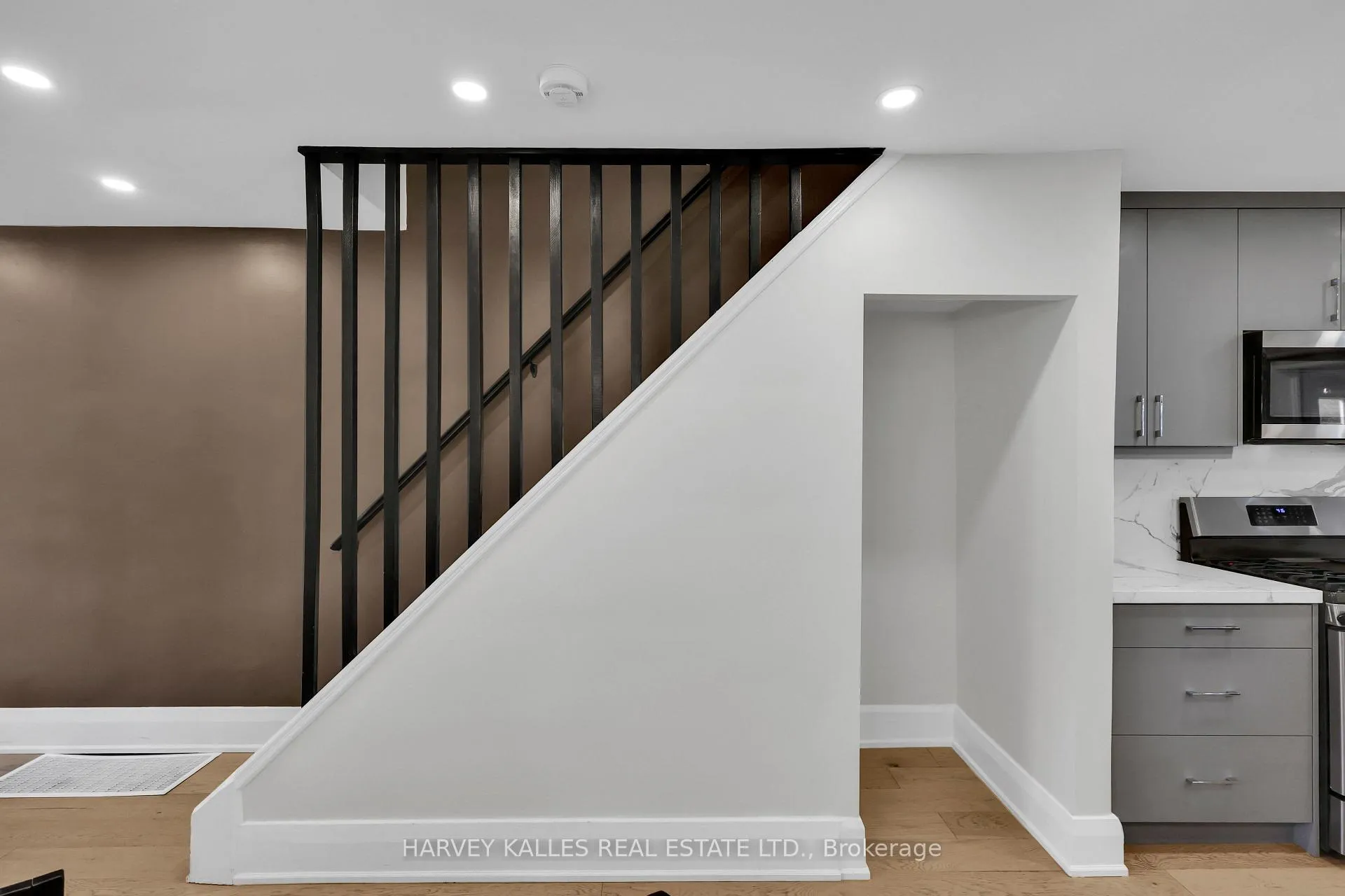 Photo 24 of 99 Atlas Avenue, Toronto, Humewood-Cedarvale — HOMEH