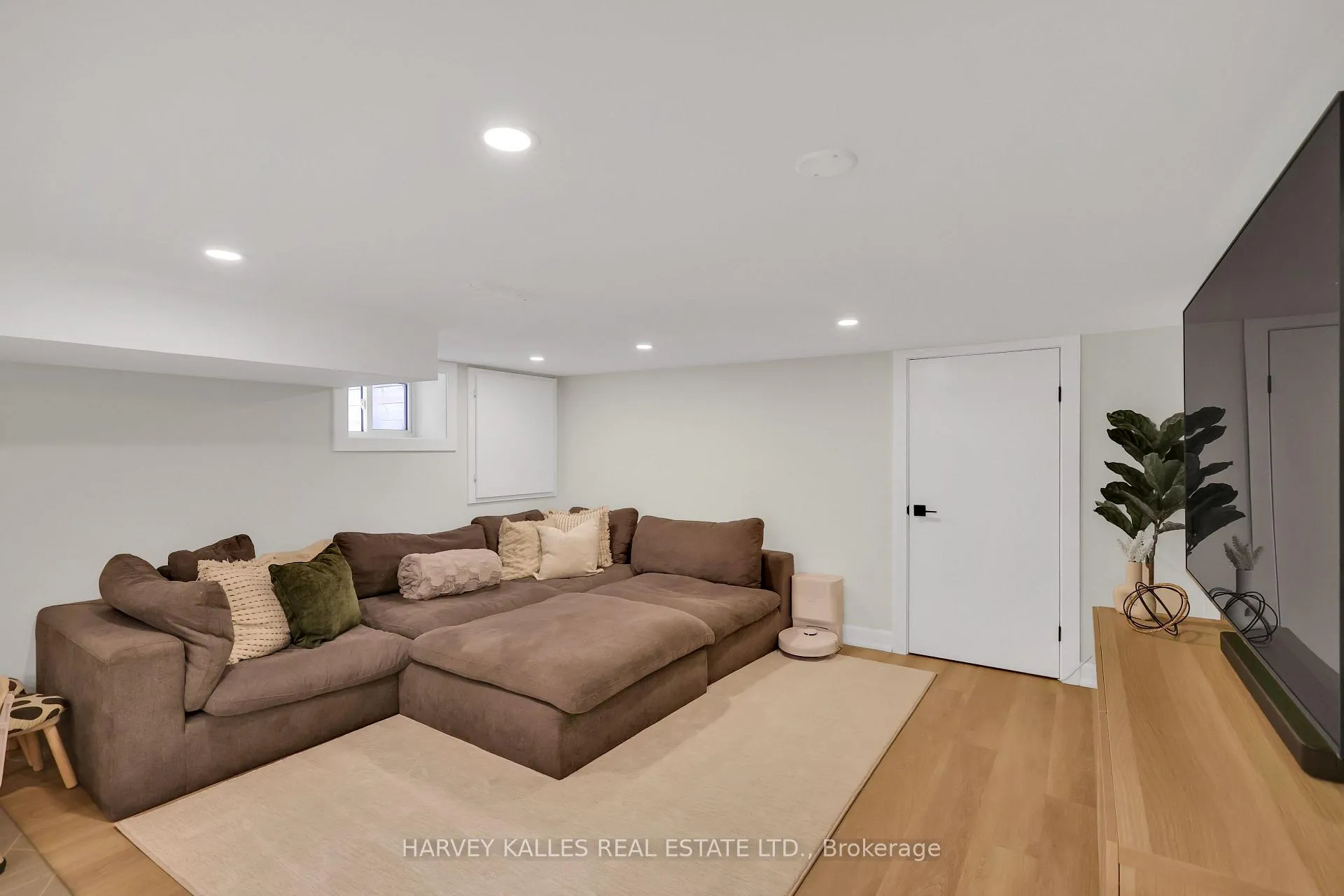 Photo 28 of 99 Atlas Avenue, Toronto, Humewood-Cedarvale — HOMEH