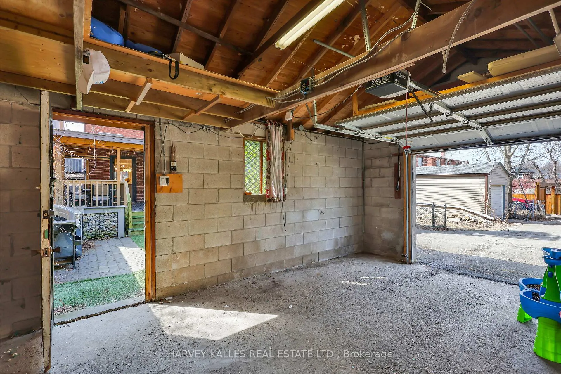 Photo 39 of 99 Atlas Avenue, Toronto, Humewood-Cedarvale — HOMEH