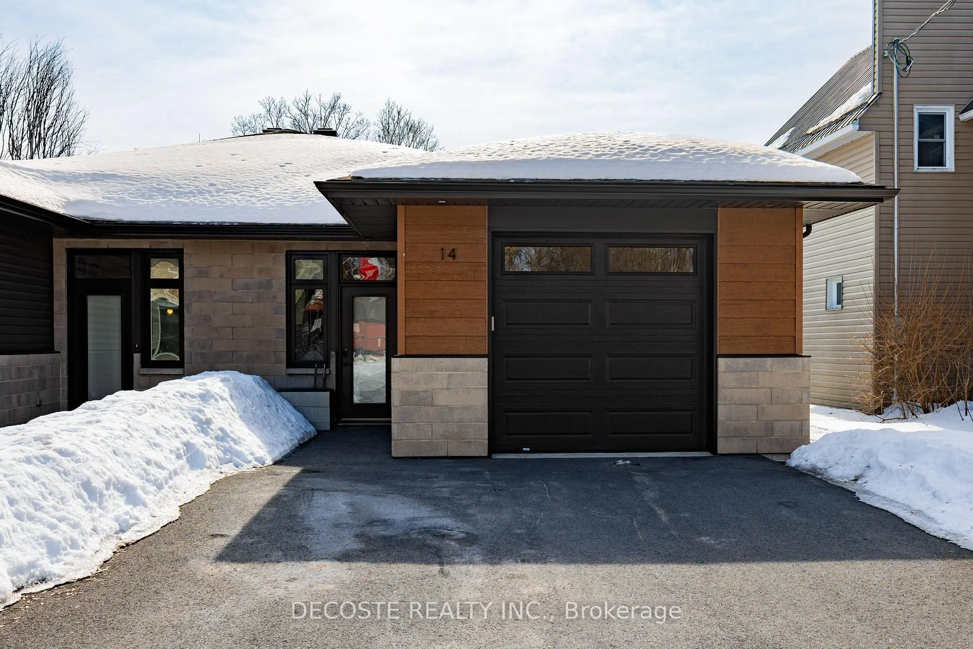 Photo 1 of 14 Elgin Street W, North Glengarry, Alexandria — HOMEH