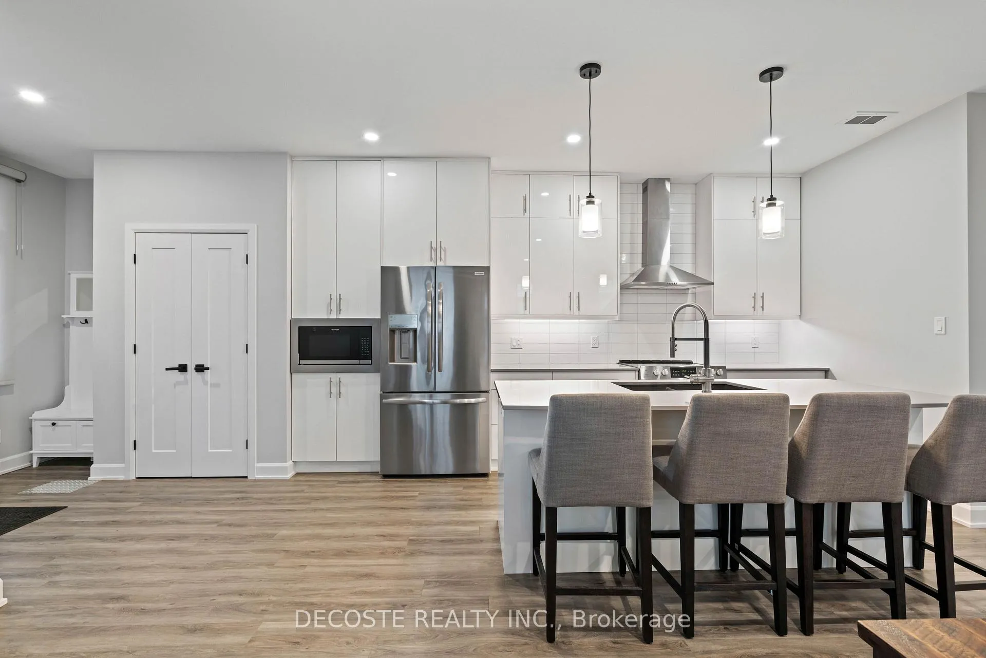 Photo 9 of 14 Elgin Street W, North Glengarry, Alexandria — HOMEH