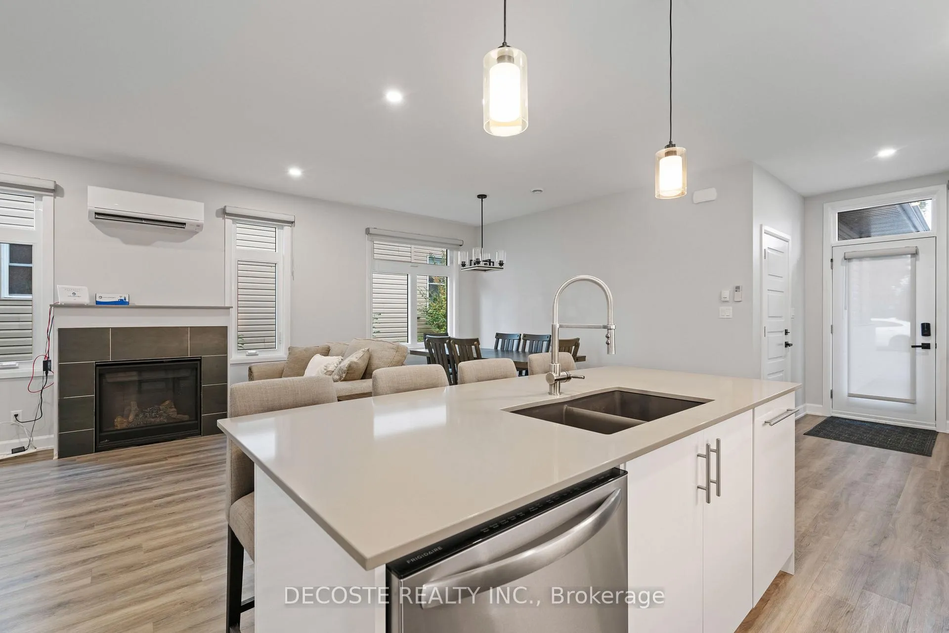 Photo 12 of 14 Elgin Street W, North Glengarry, Alexandria — HOMEH
