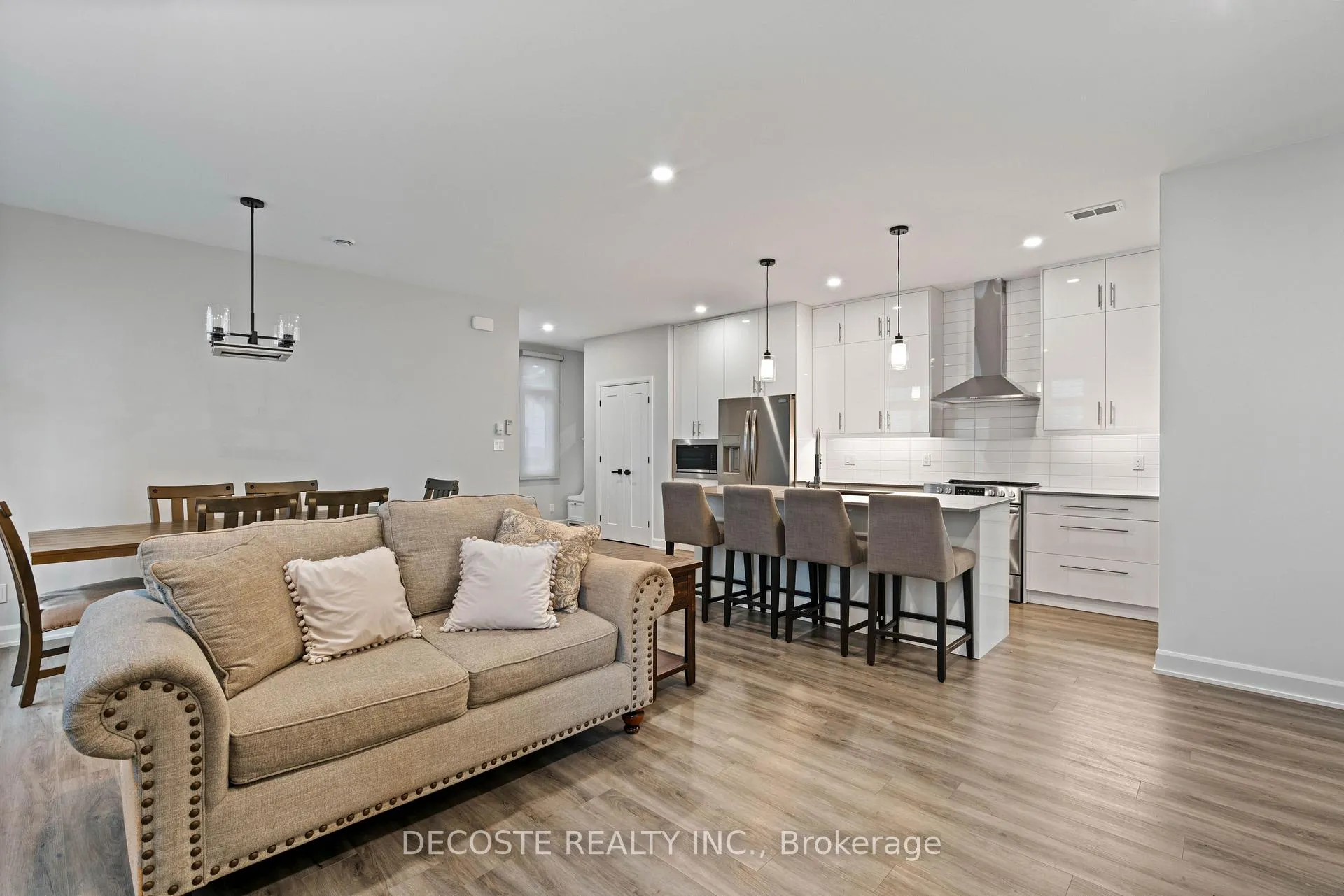 Photo 17 of 14 Elgin Street W, North Glengarry, Alexandria — HOMEH
